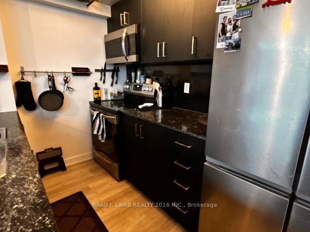 36 Charlotte Street, #708