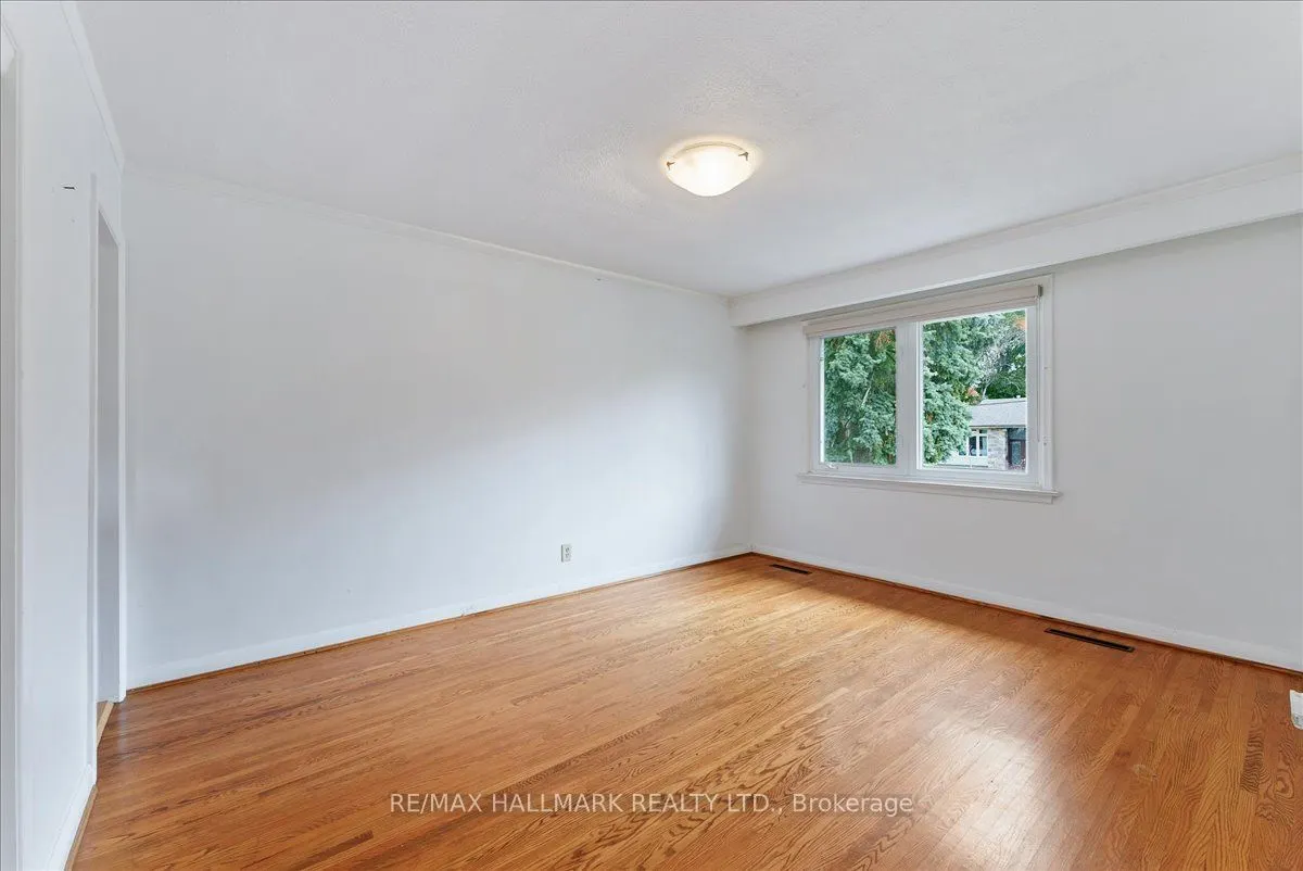 24 Burleigh Heights Drive
