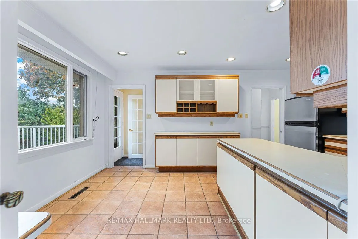 24 Burleigh Heights Drive