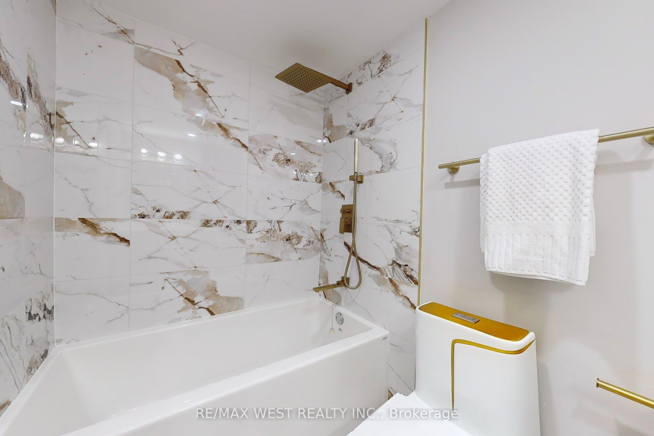 1555 Finch Avenue E, #1108