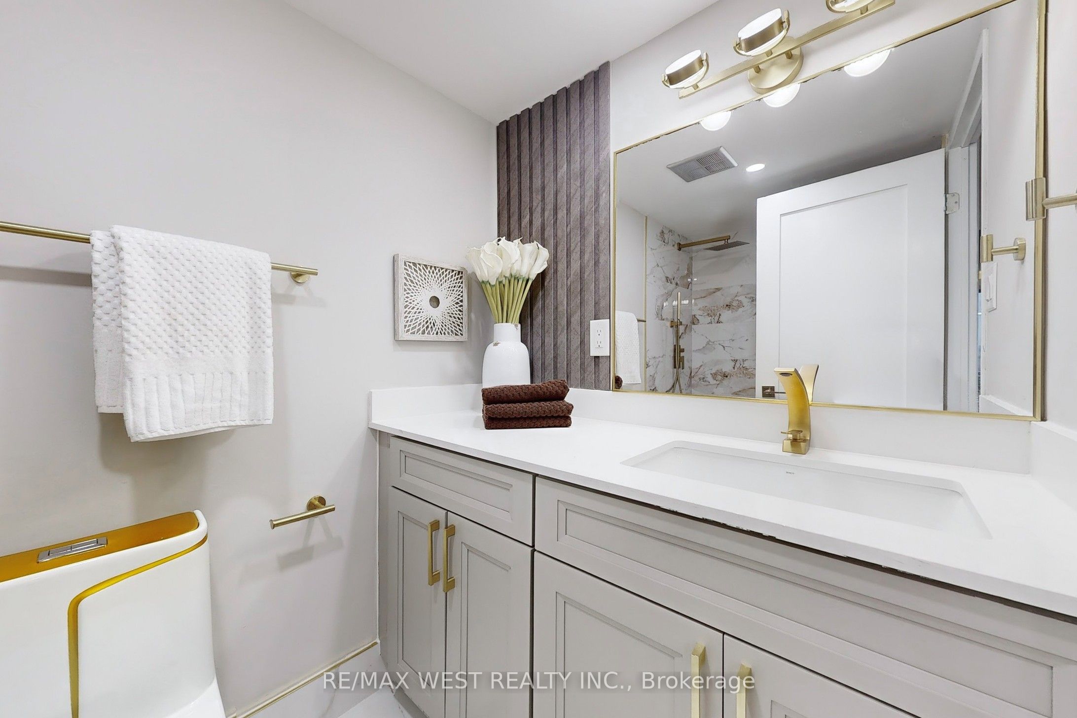 1555 Finch Avenue E, #1108