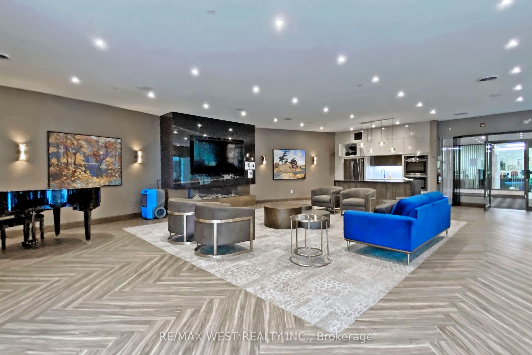 1555 Finch Avenue E, #1108