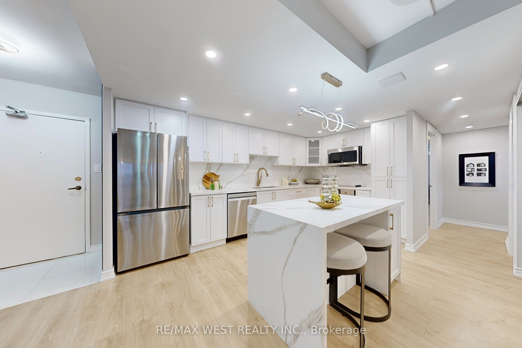 1555 Finch Avenue E, #1108