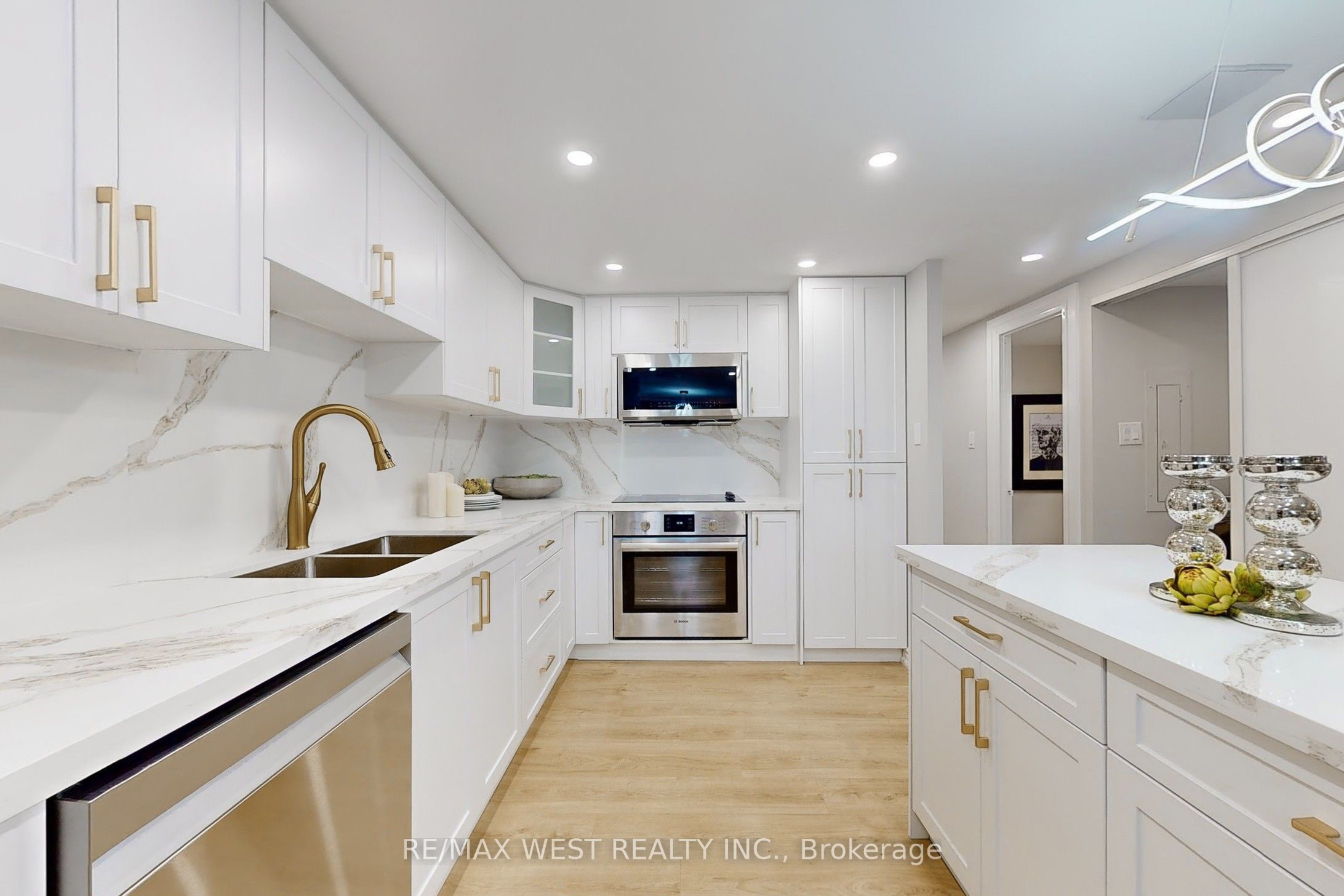 1555 Finch Avenue E, #1108