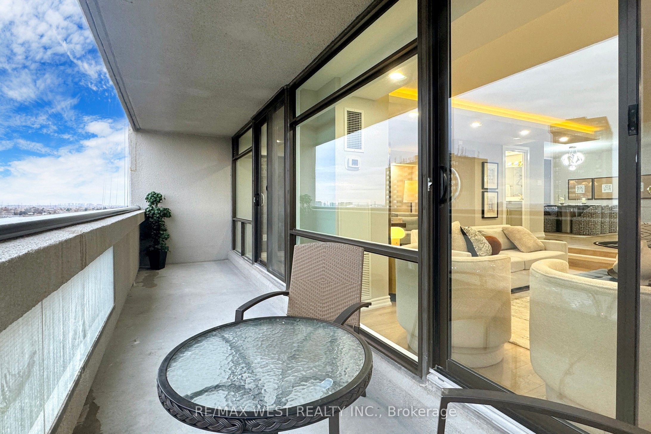 1555 Finch Avenue E, #1108