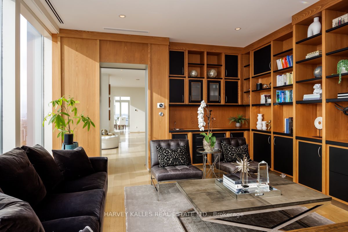 50 Yorkville Avenue, #4403