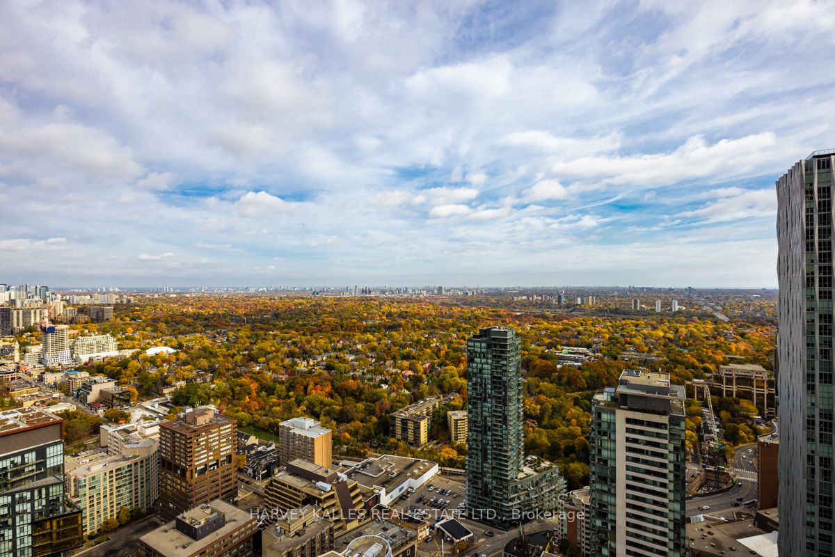 50 Yorkville Avenue, #4403