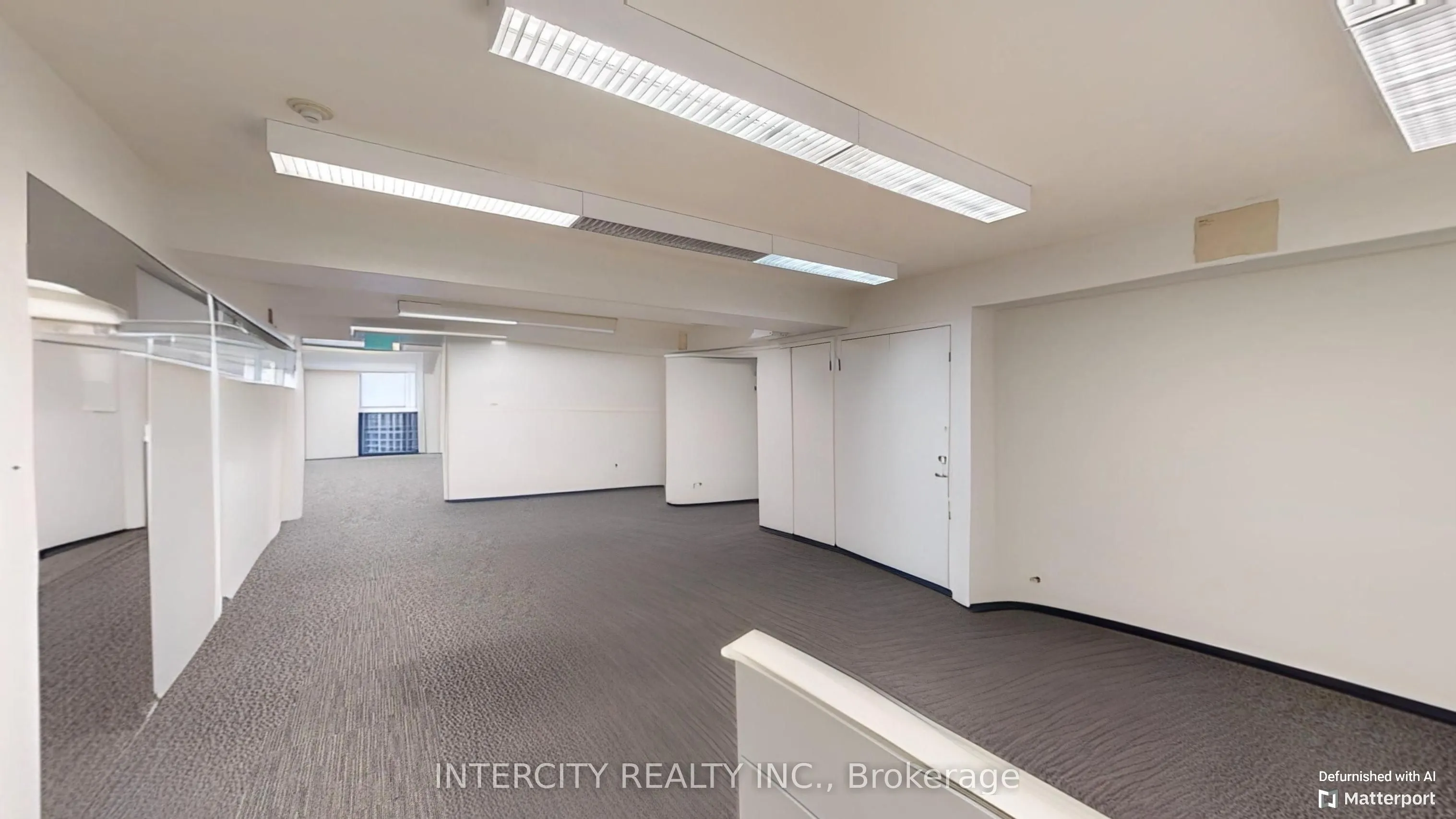 627 Bloor Street W, #2nd Flr