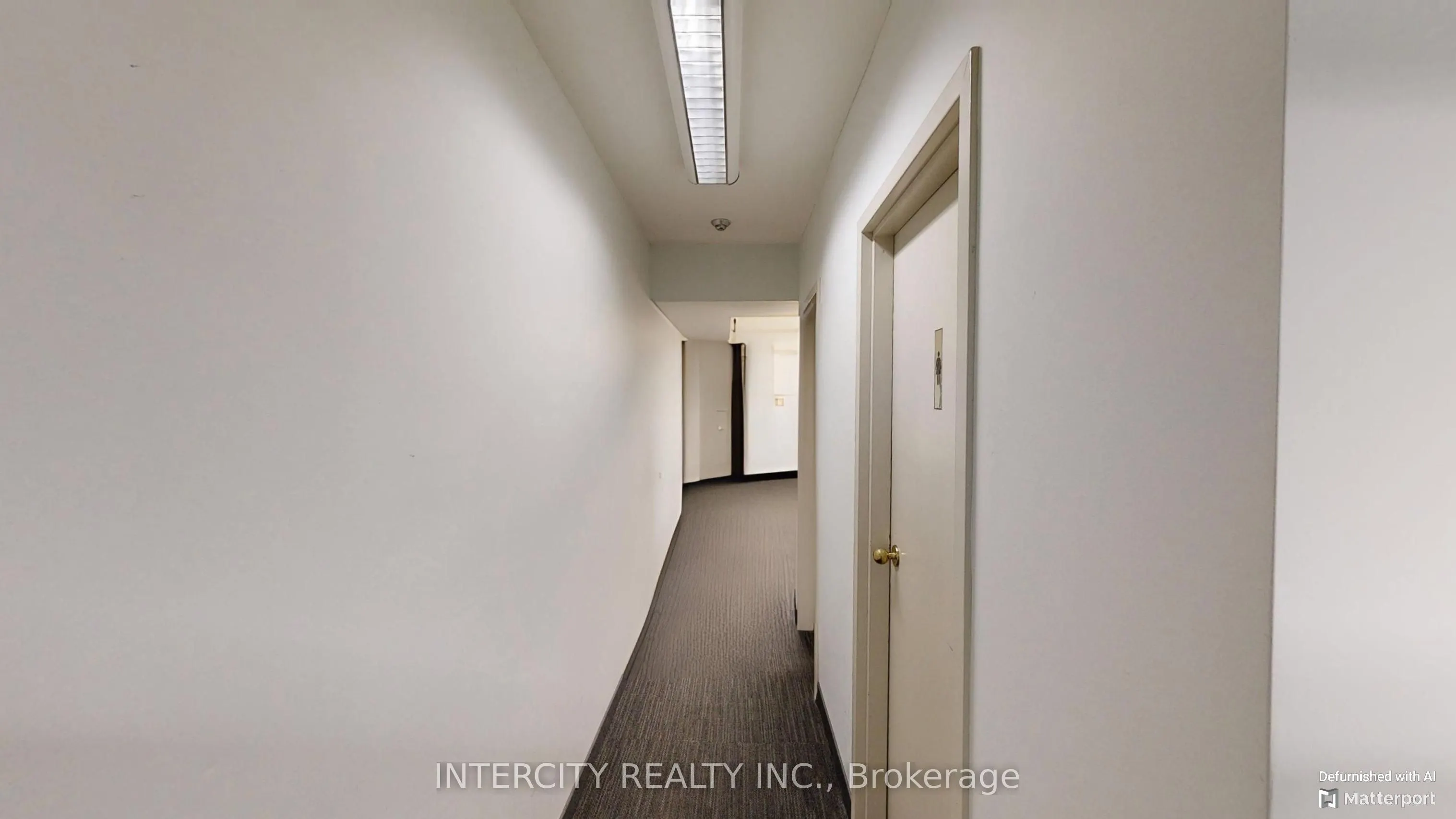 627 Bloor Street W, #2nd Flr