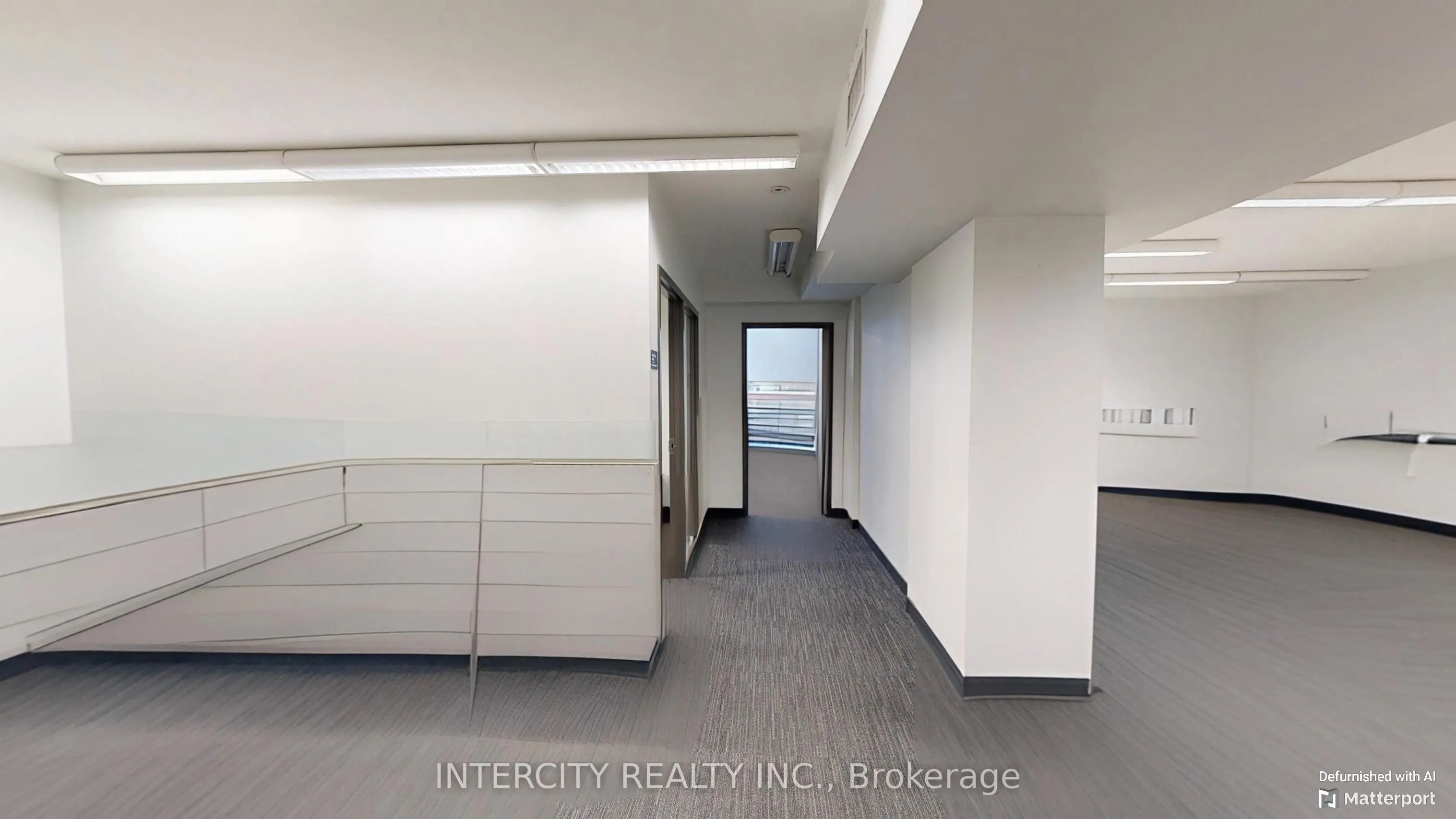 627 Bloor Street W, #2nd Flr