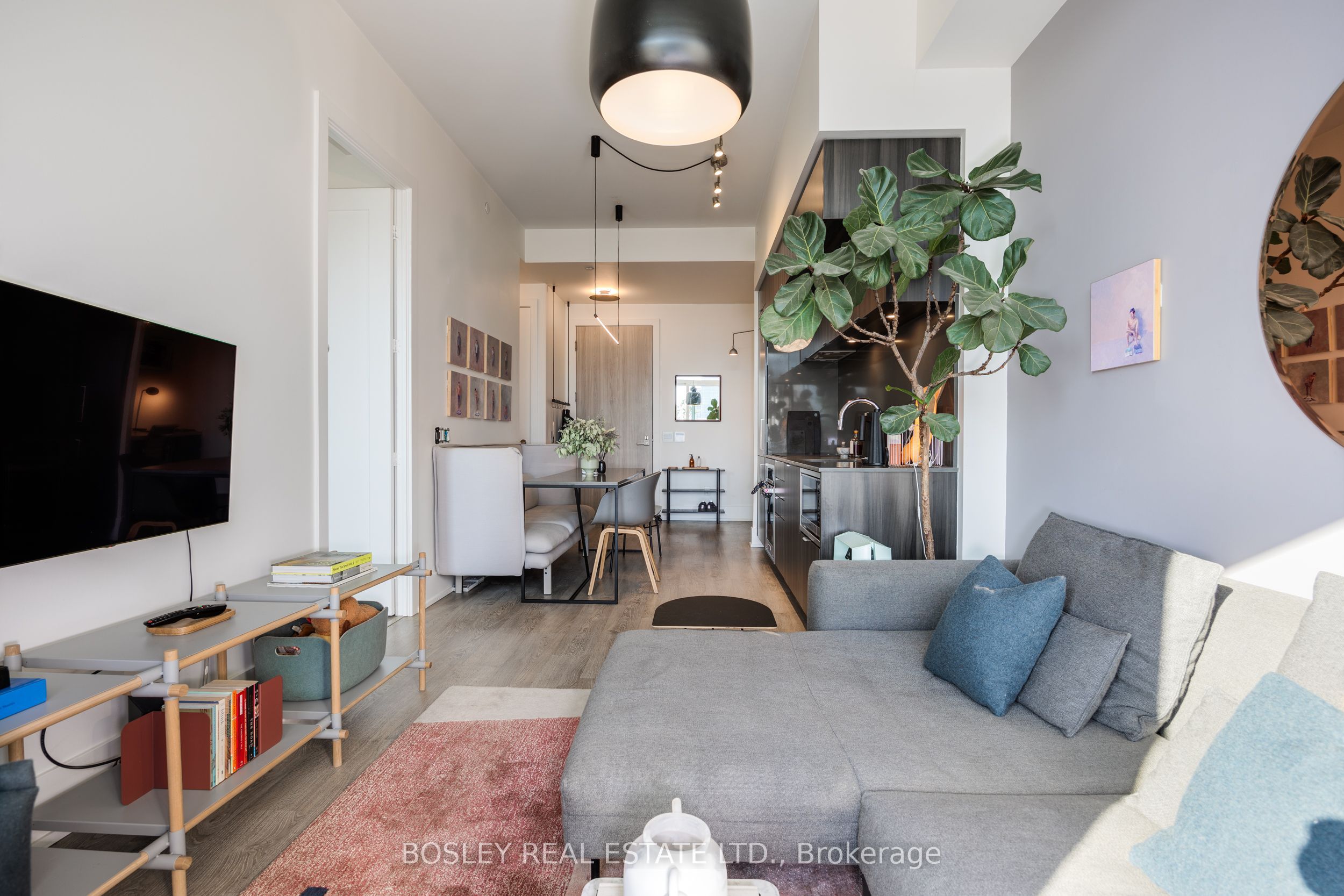 80 Vanauley Street, #PH16