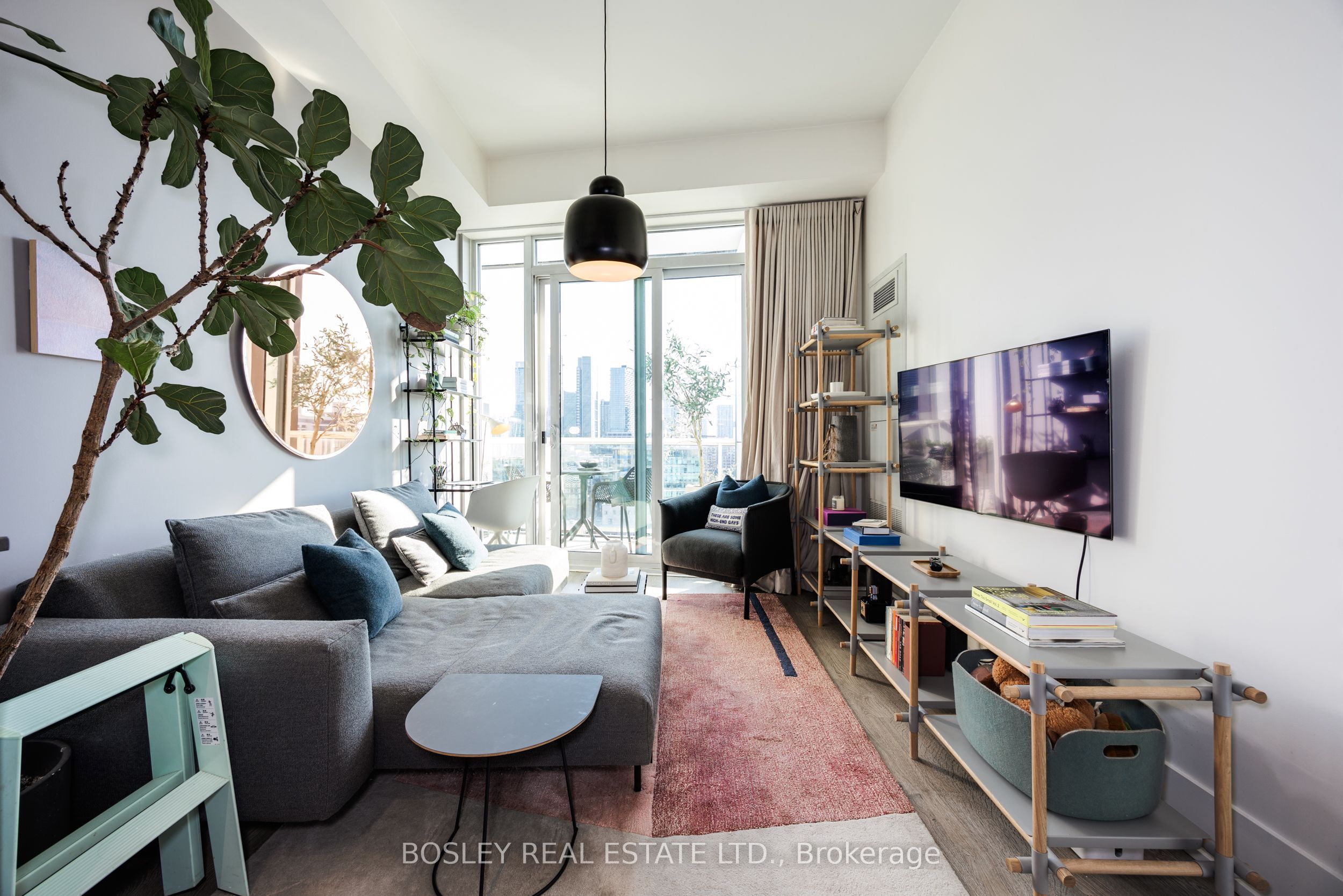 80 Vanauley Street, #PH16