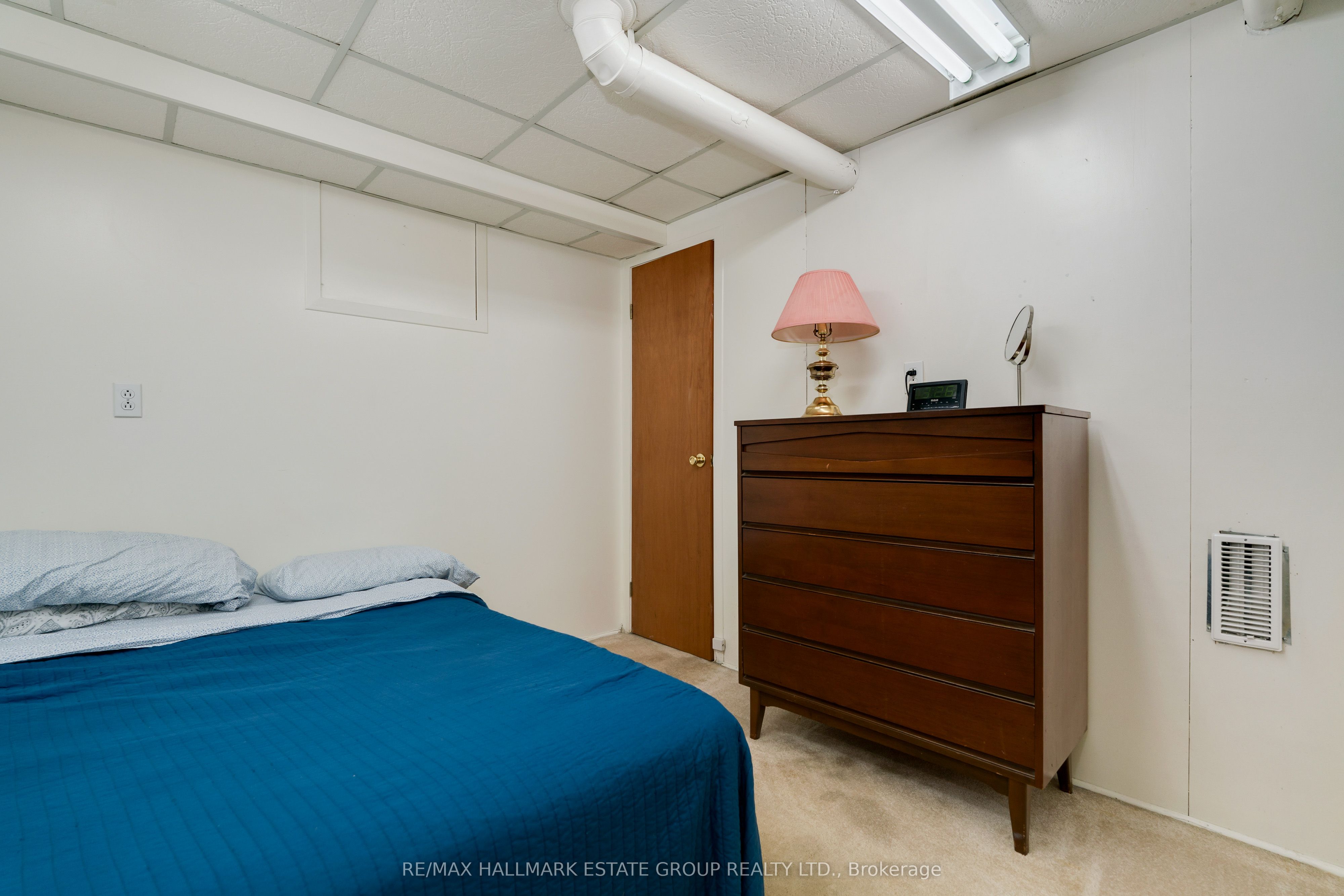 215 Sloane Avenue
