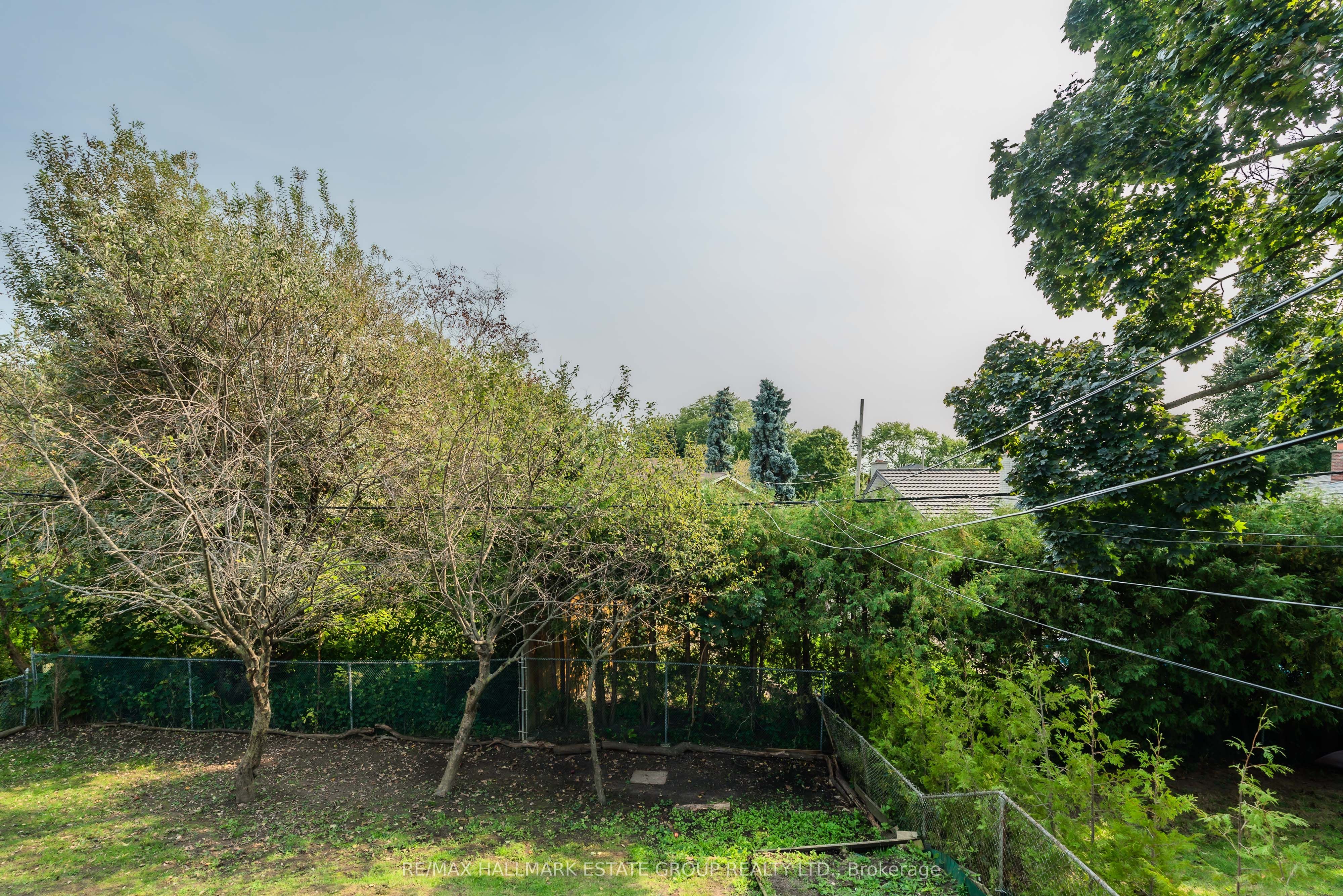 215 Sloane Avenue