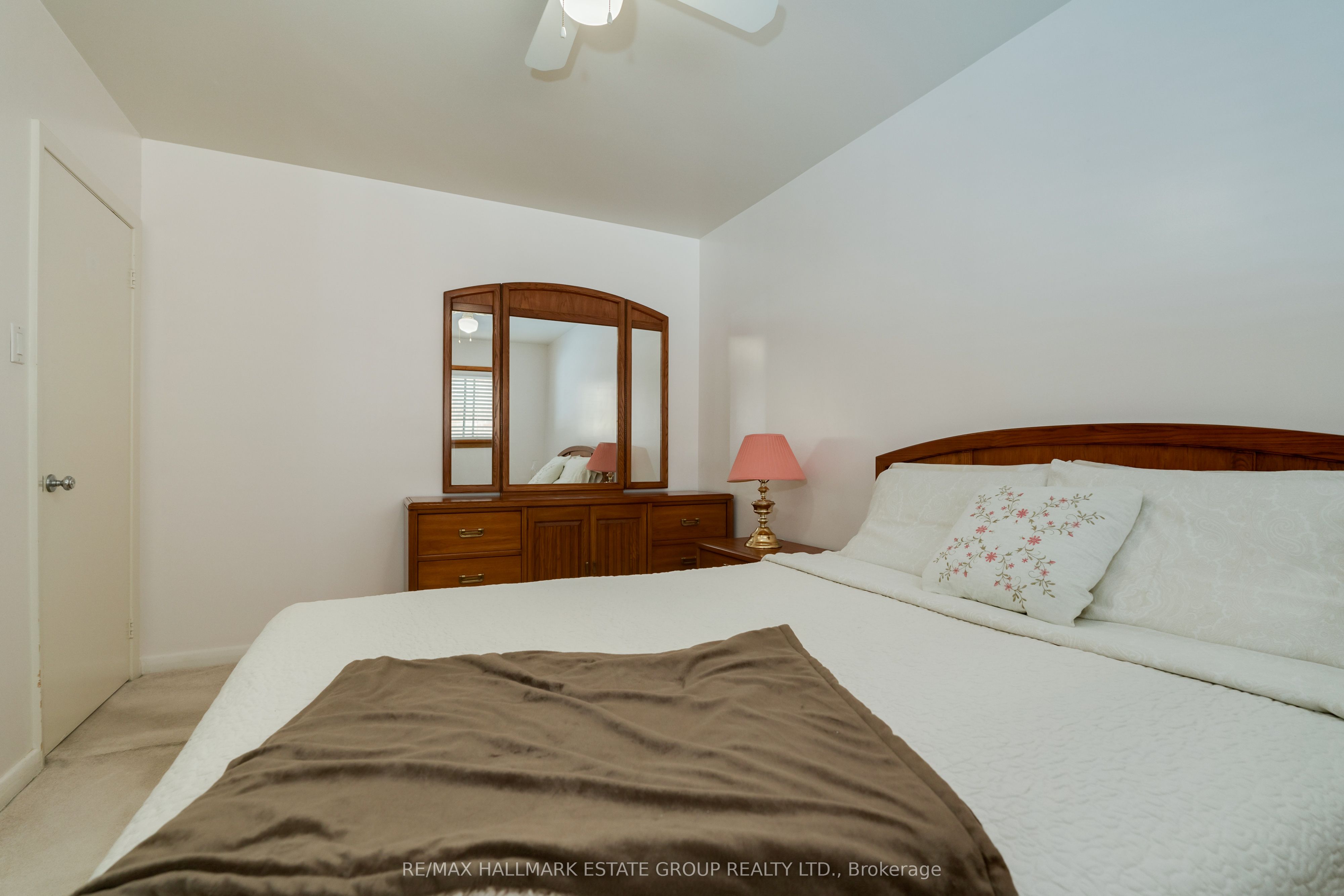215 Sloane Avenue