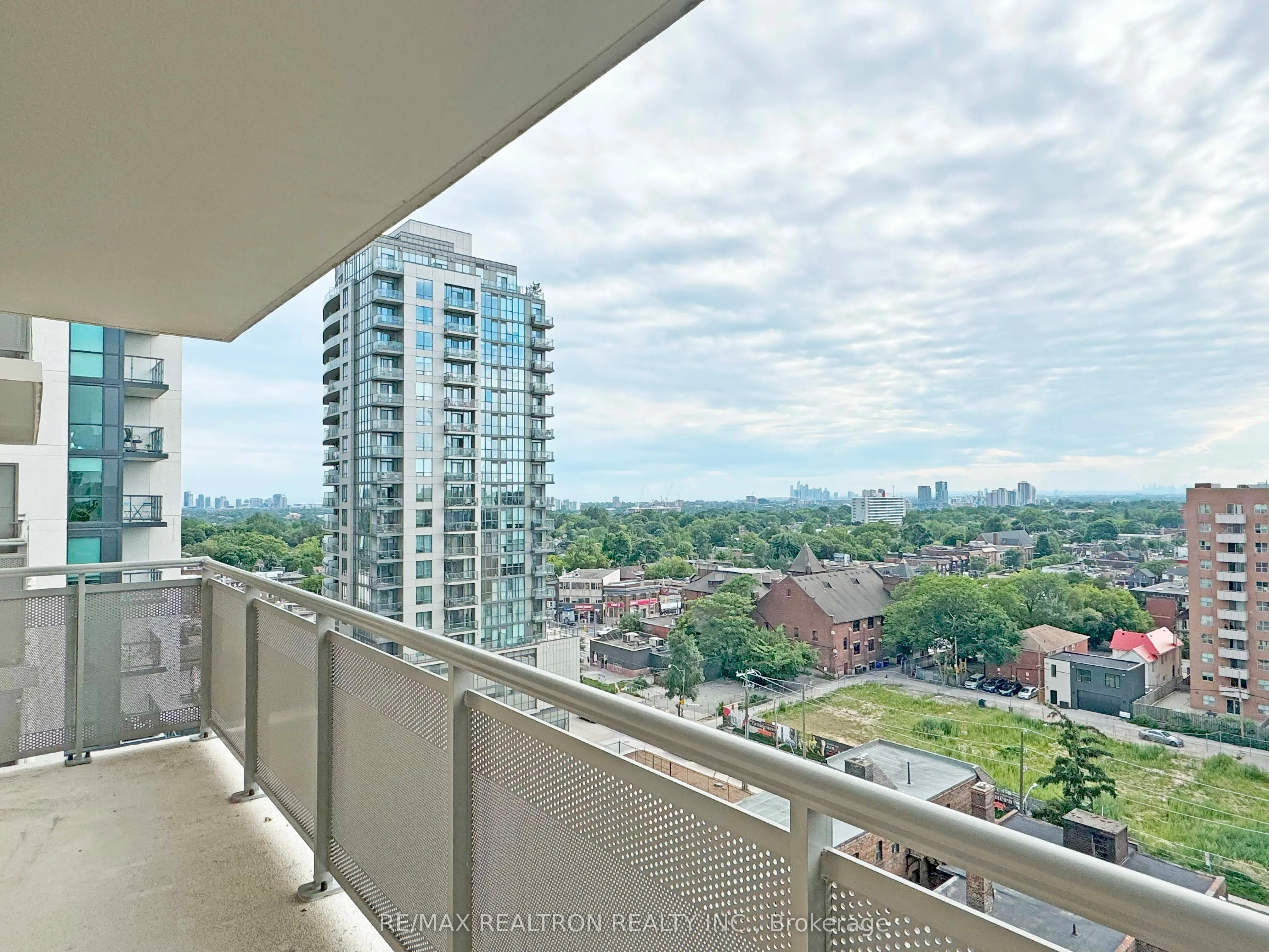 1500 Bathurst Street, #1201