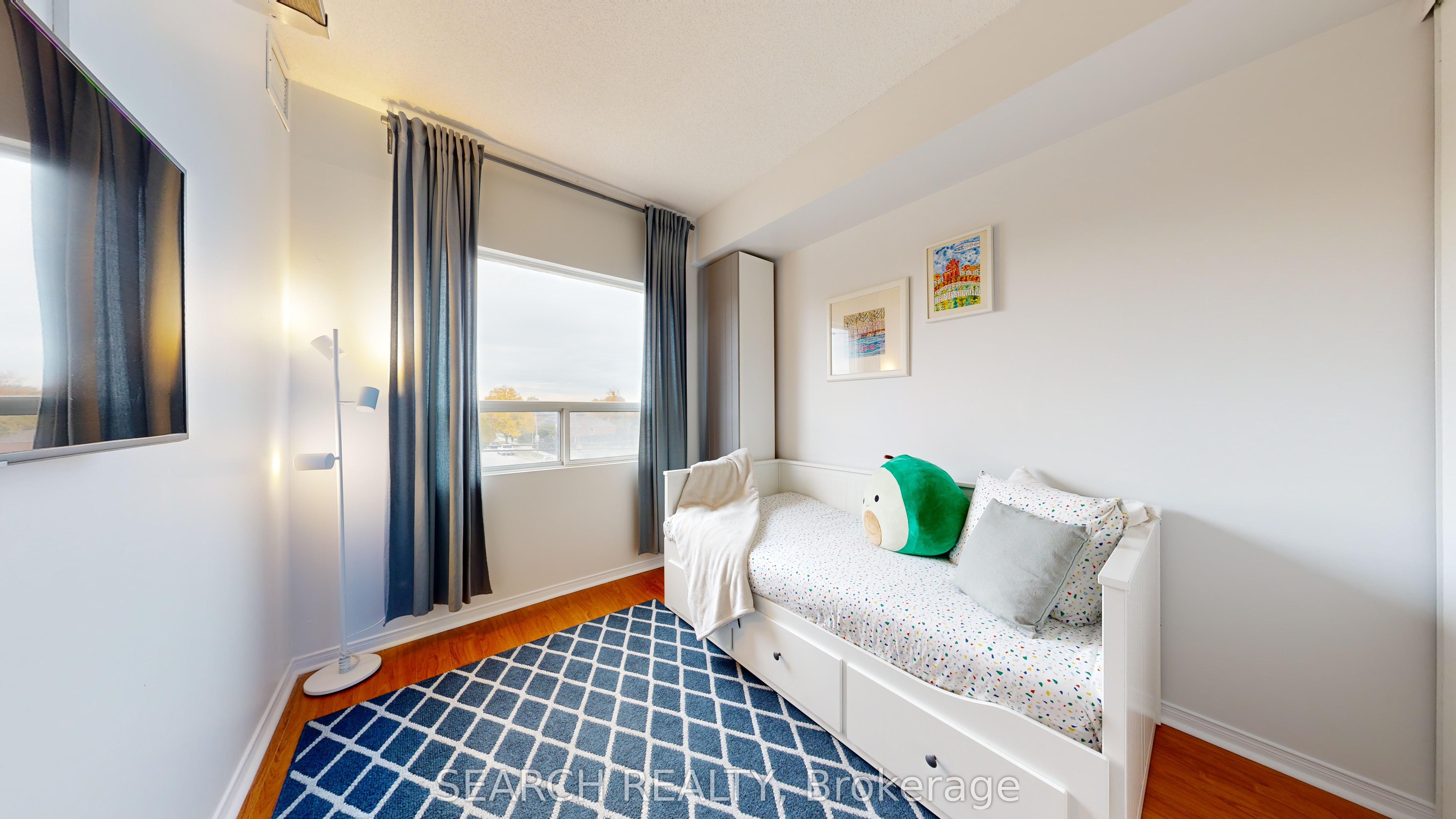 778 Sheppard Avenue W, #306