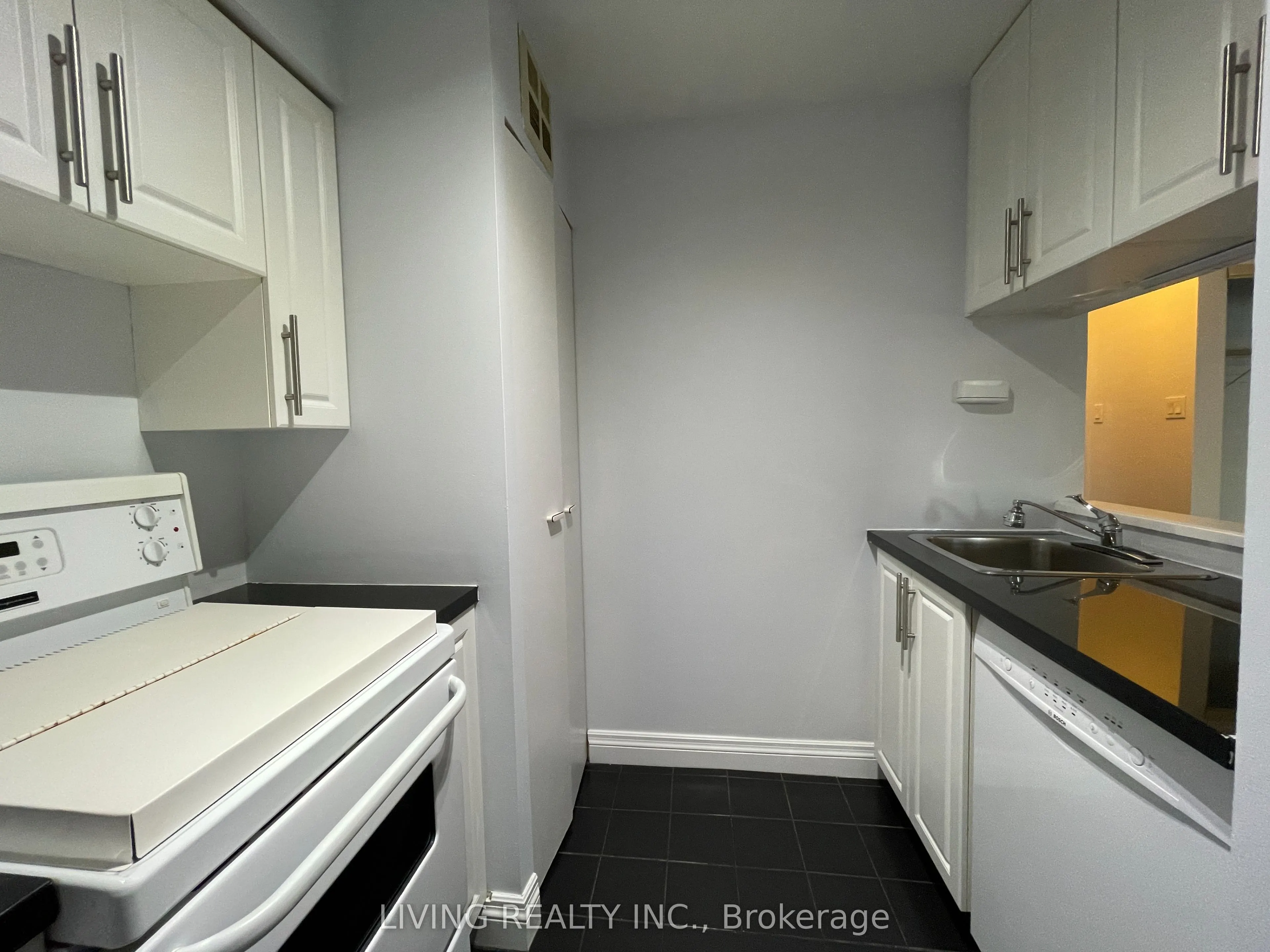 1055 Bay Street, #2216