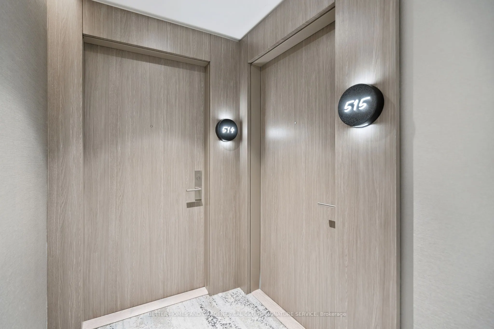 161 Roehampton Avenue, #515