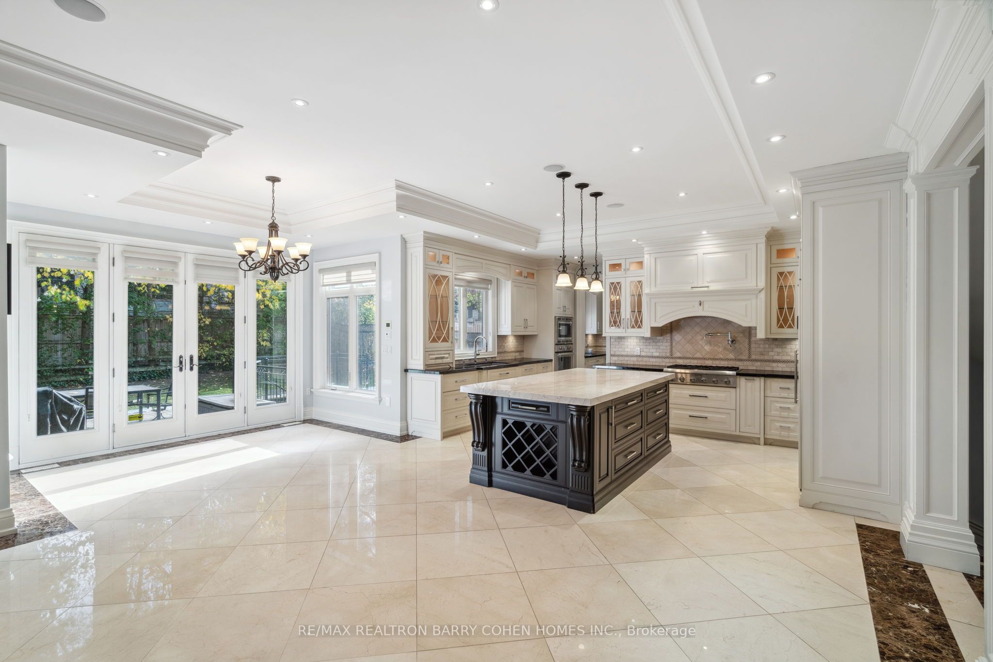 117 Upper Canada Drive