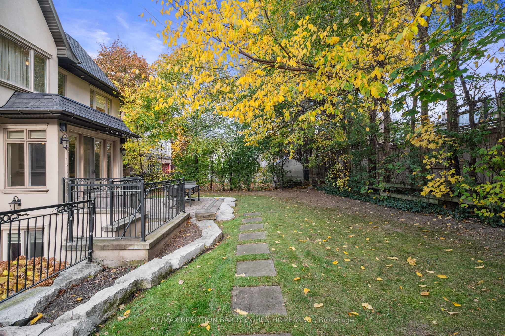 117 Upper Canada Drive