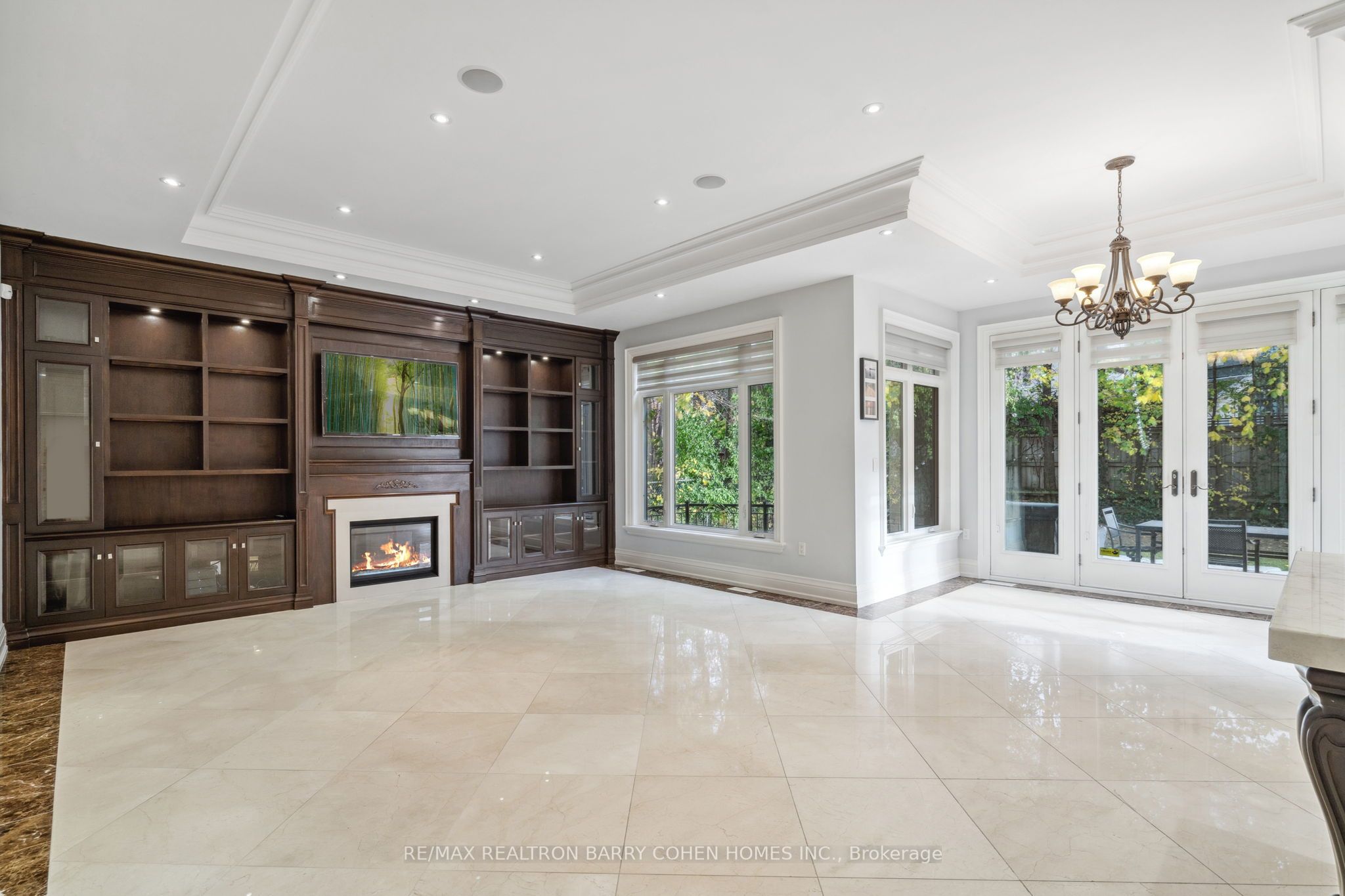 117 Upper Canada Drive