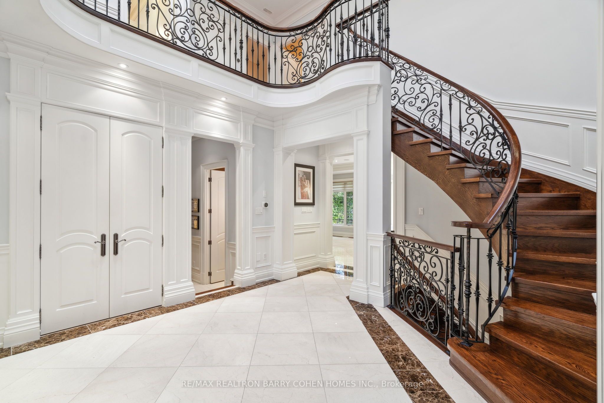 117 Upper Canada Drive