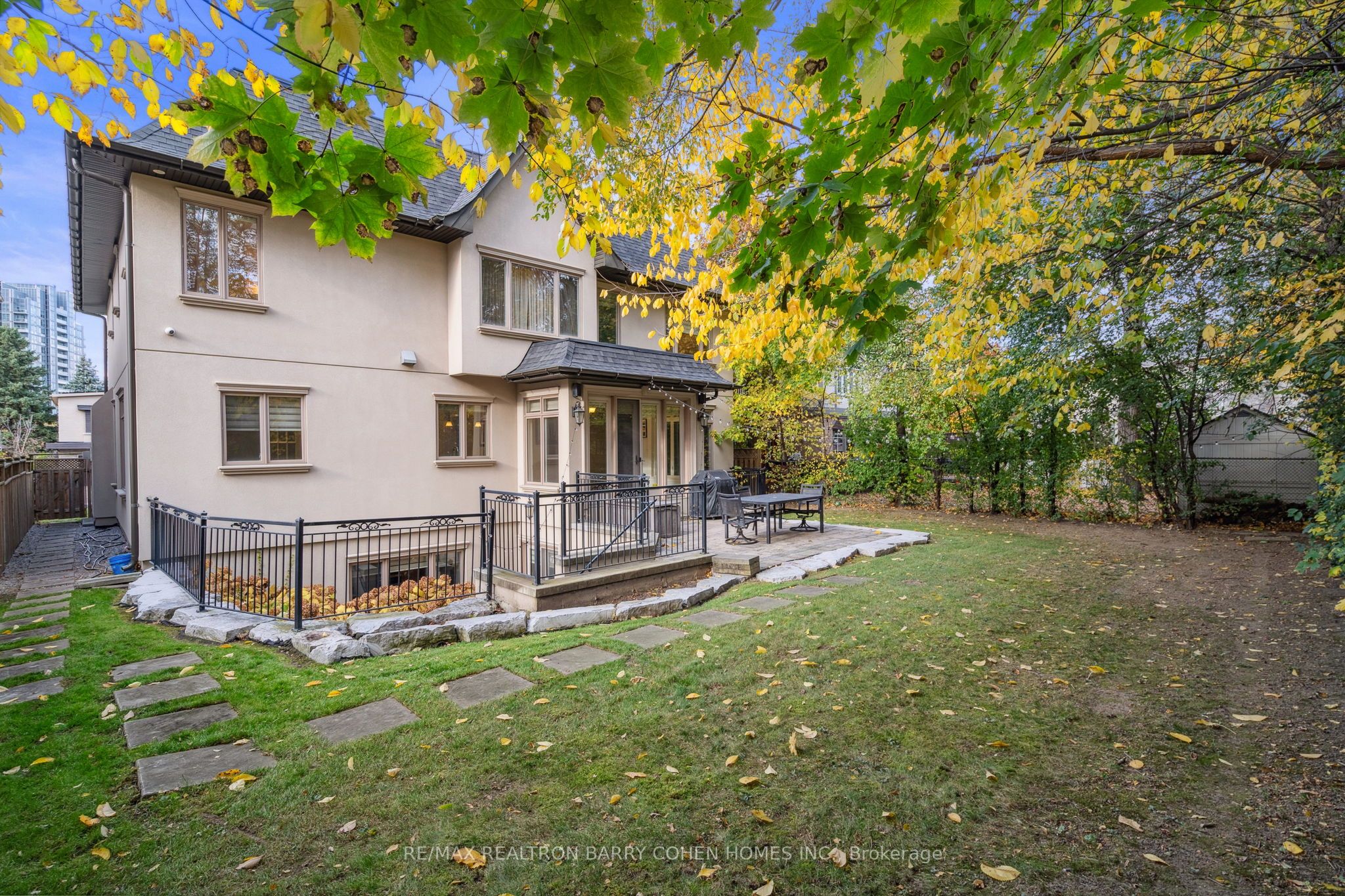 117 Upper Canada Drive