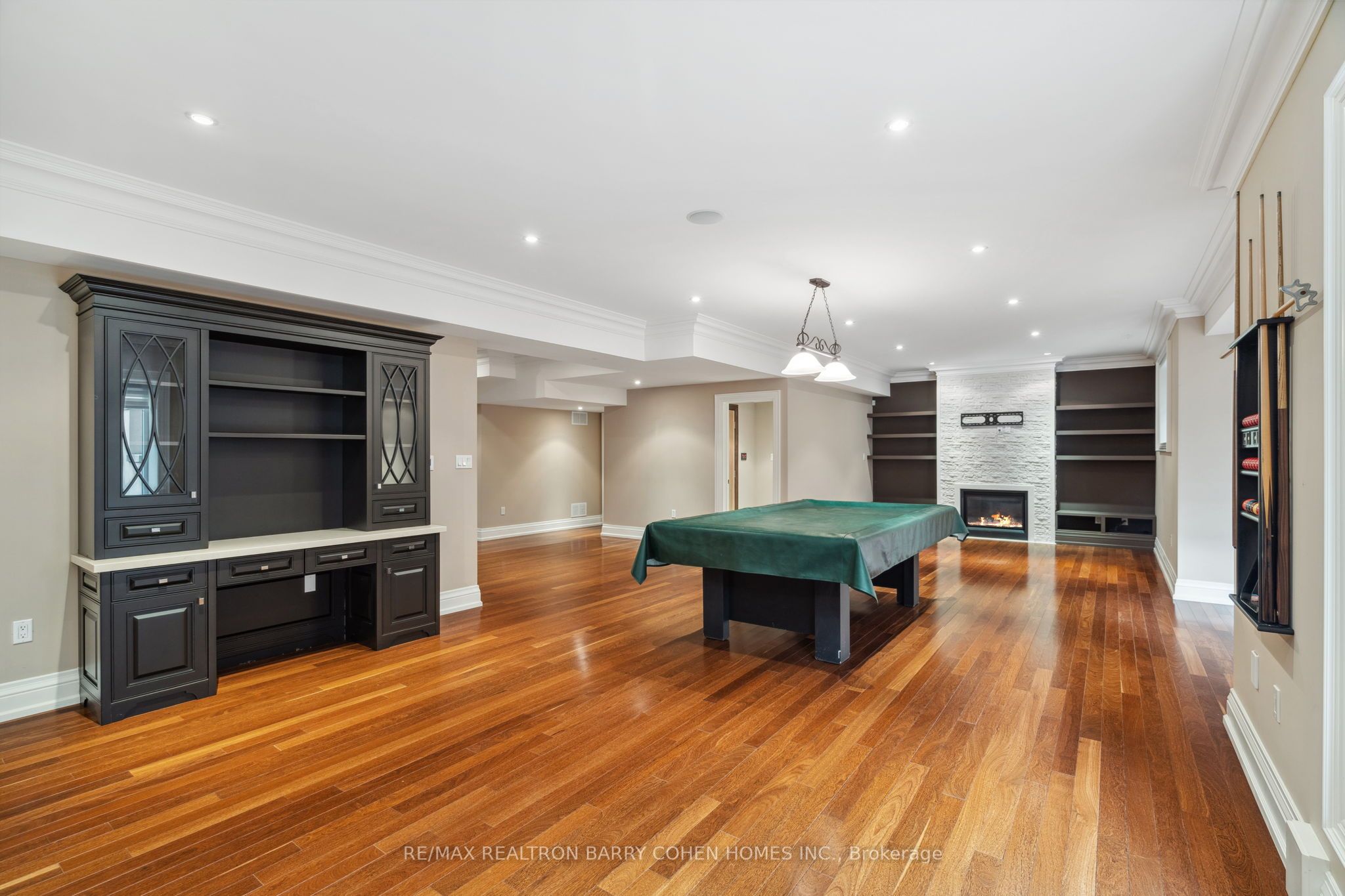 117 Upper Canada Drive
