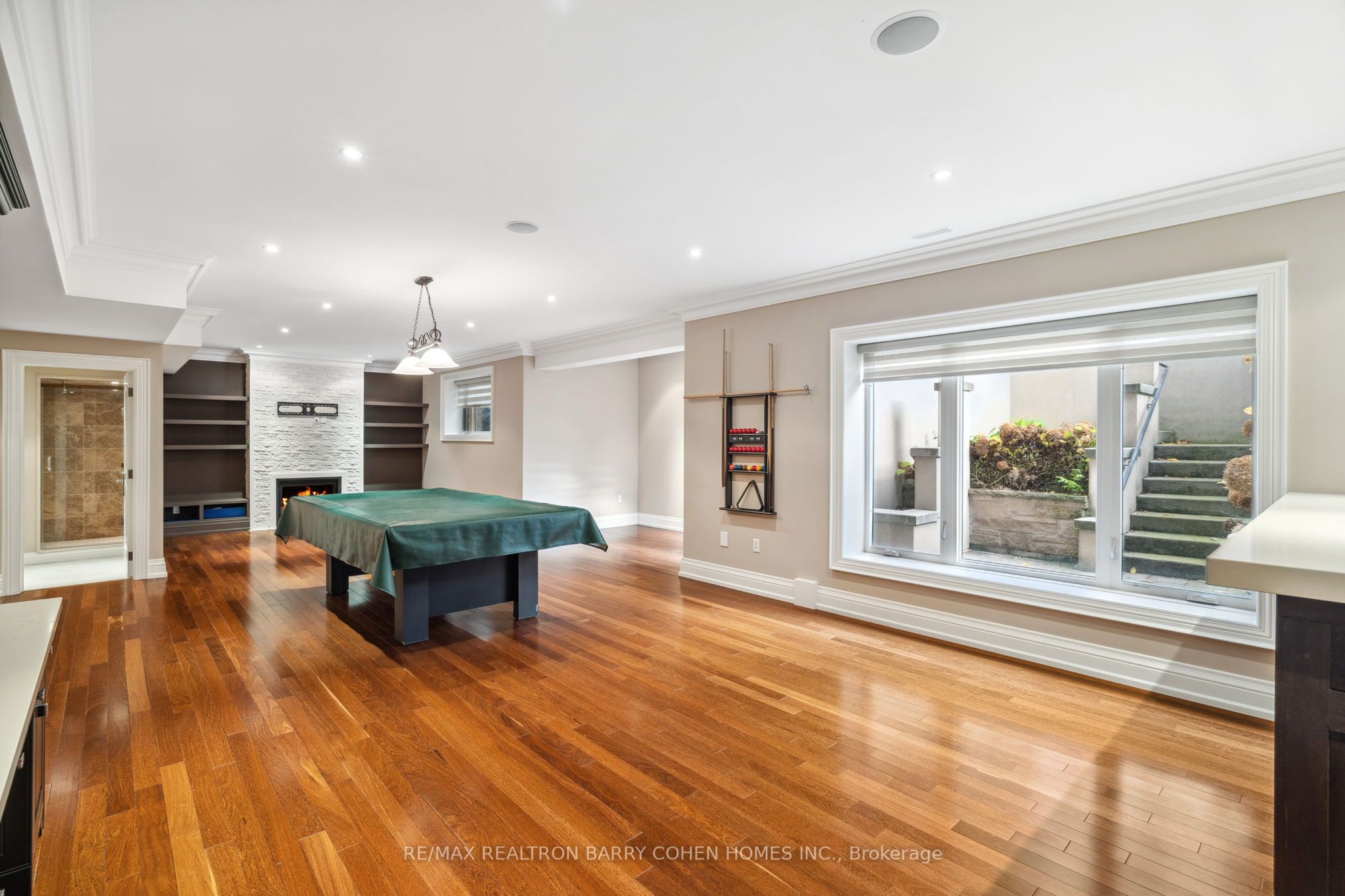 117 Upper Canada Drive