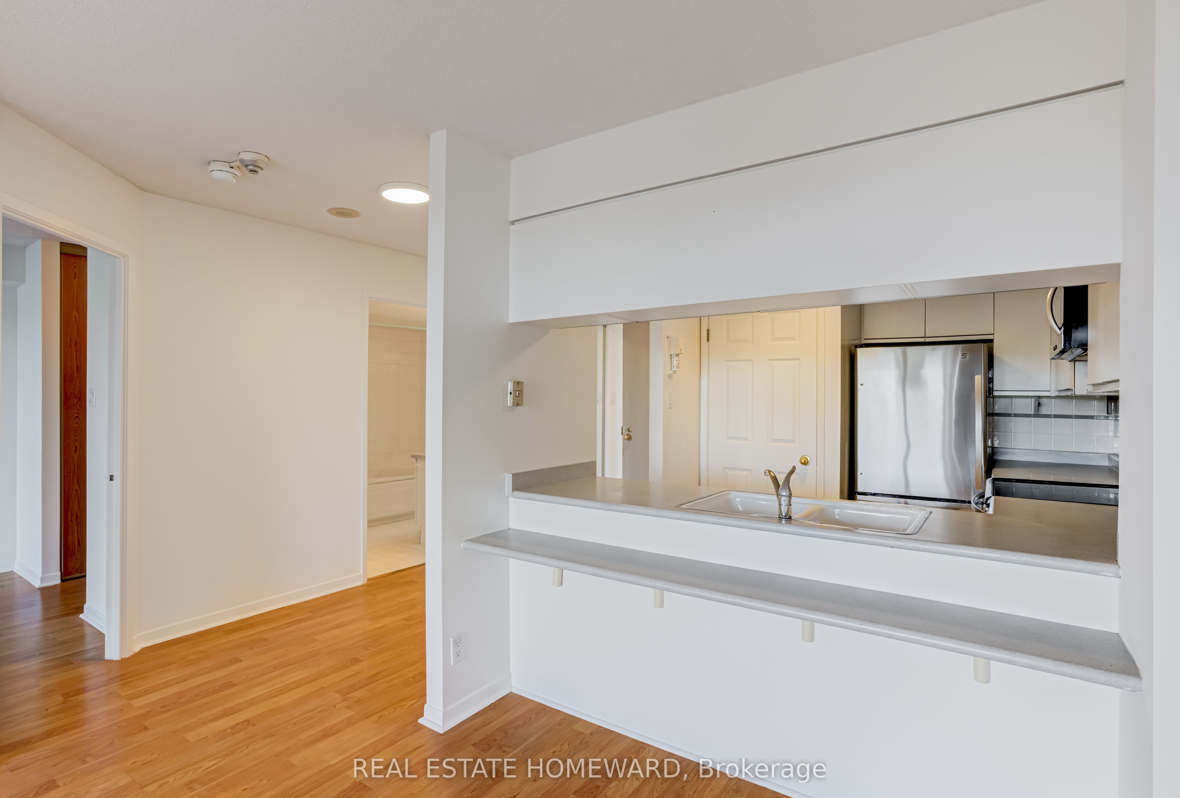 298 Jarvis Street, #804
