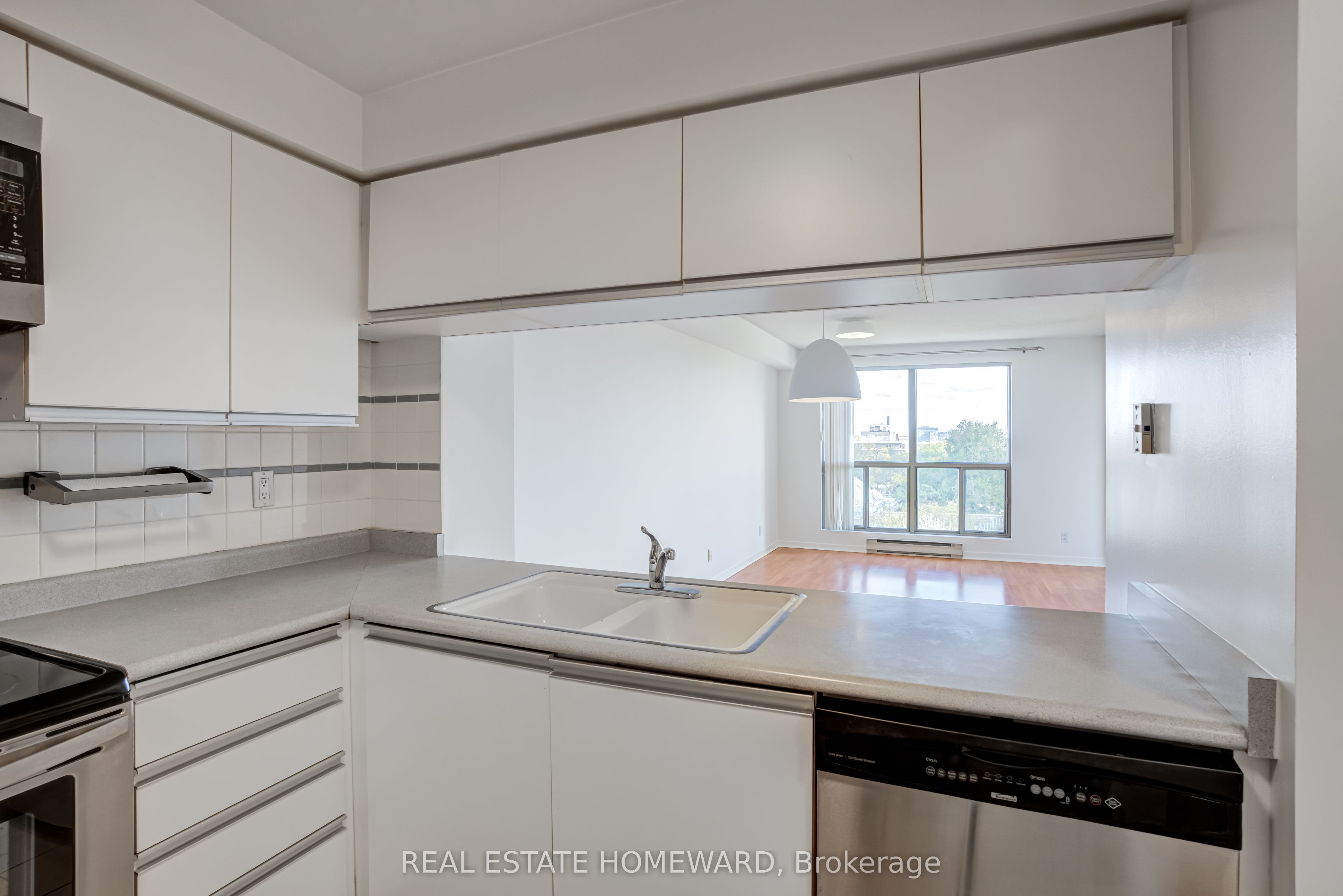 298 Jarvis Street, #804