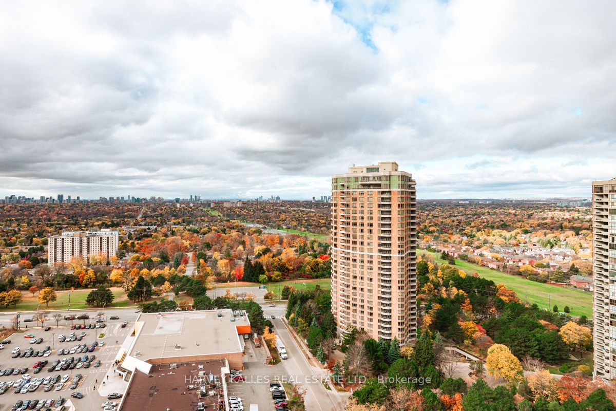 55 Skymark Drive, #2903