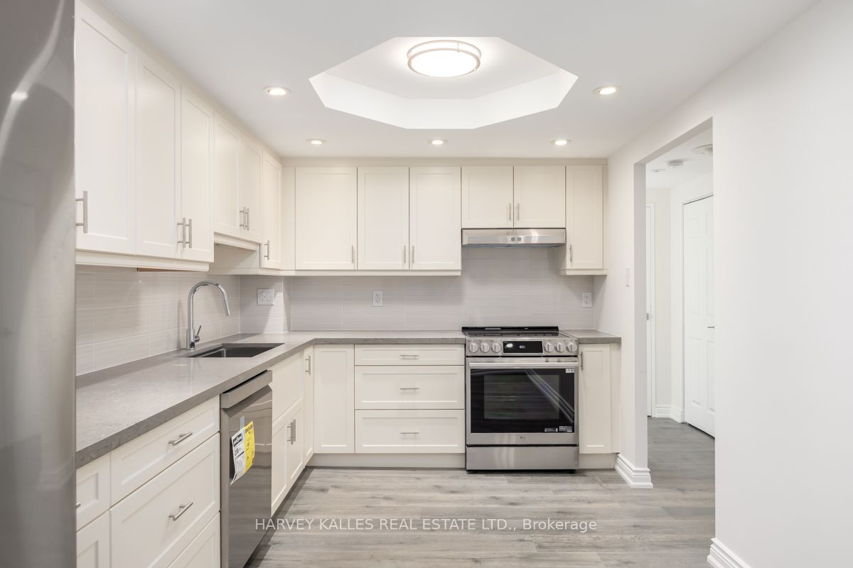 55 Skymark Drive, #2903