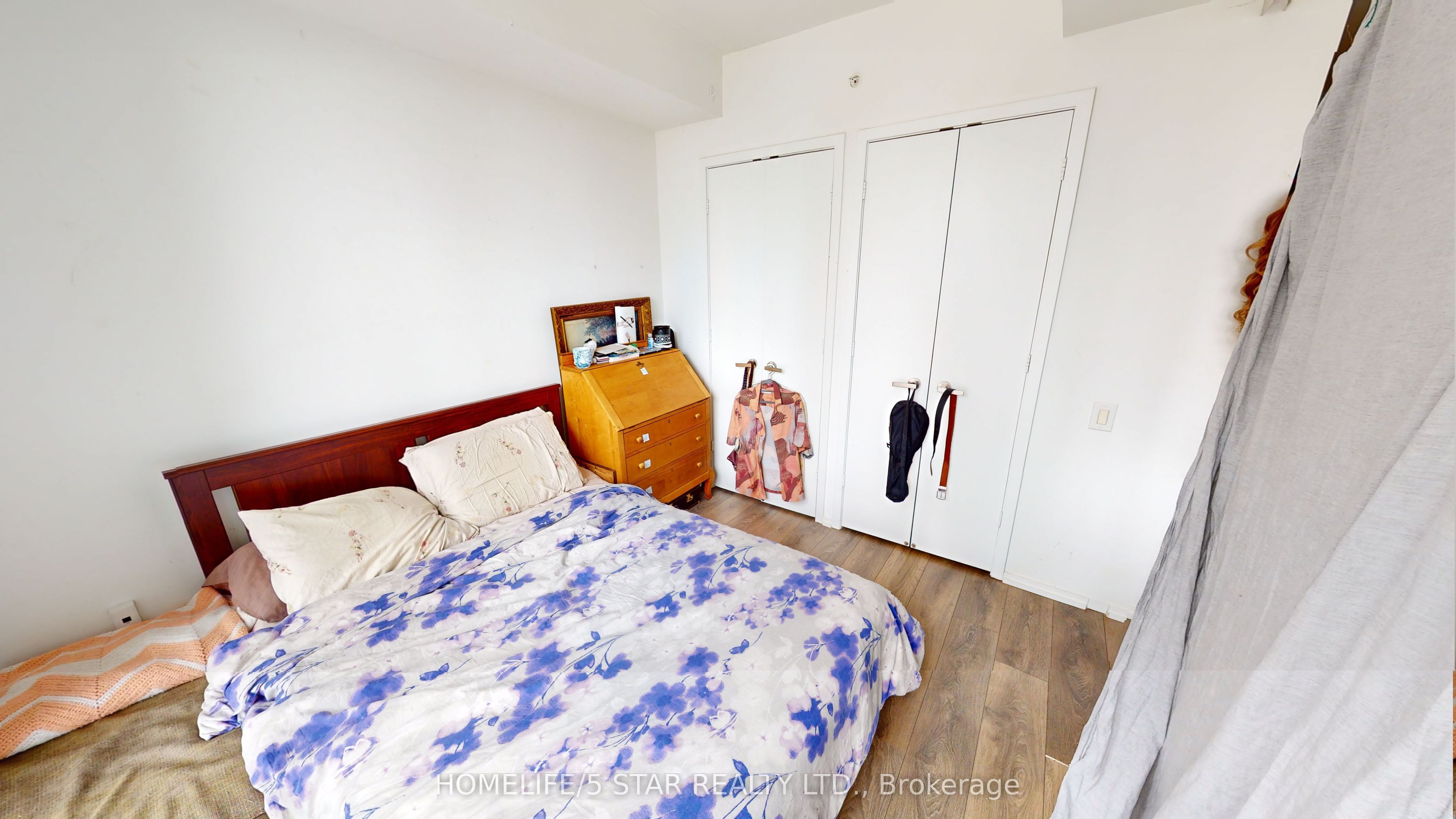45 Charles Street E, #2106