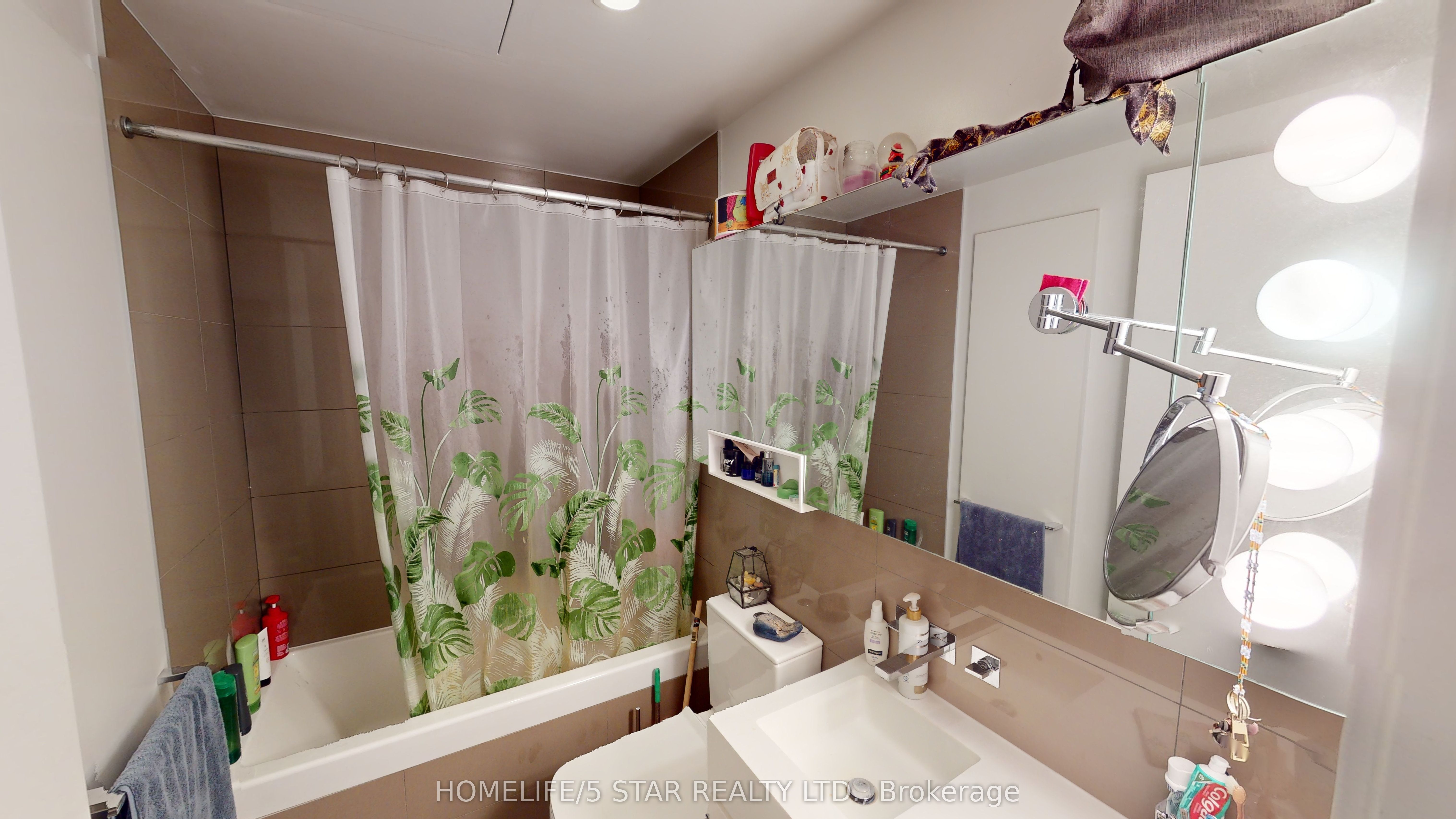 45 Charles Street E, #2106