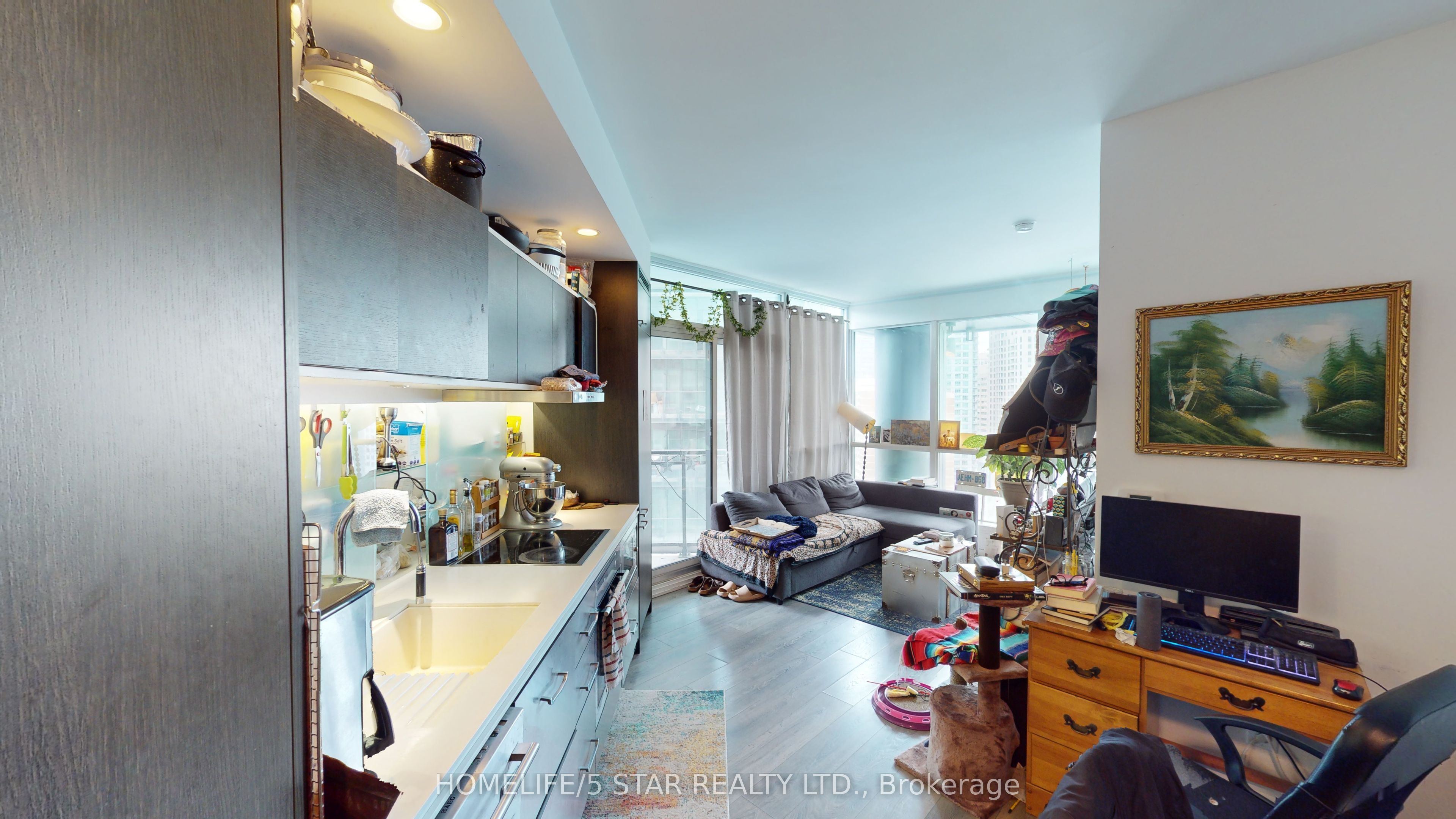 45 Charles Street E, #2106