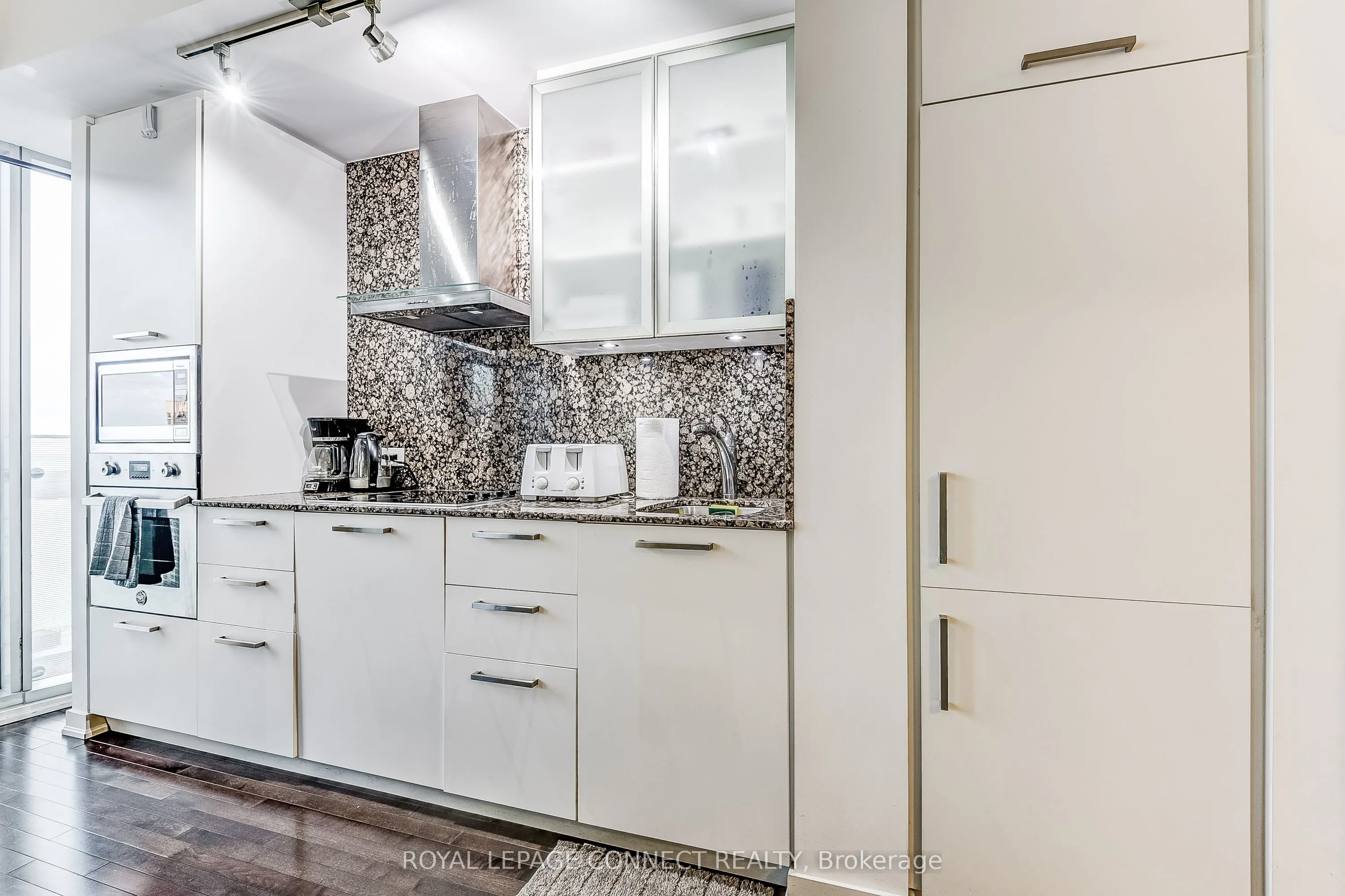 14 York Street #2804