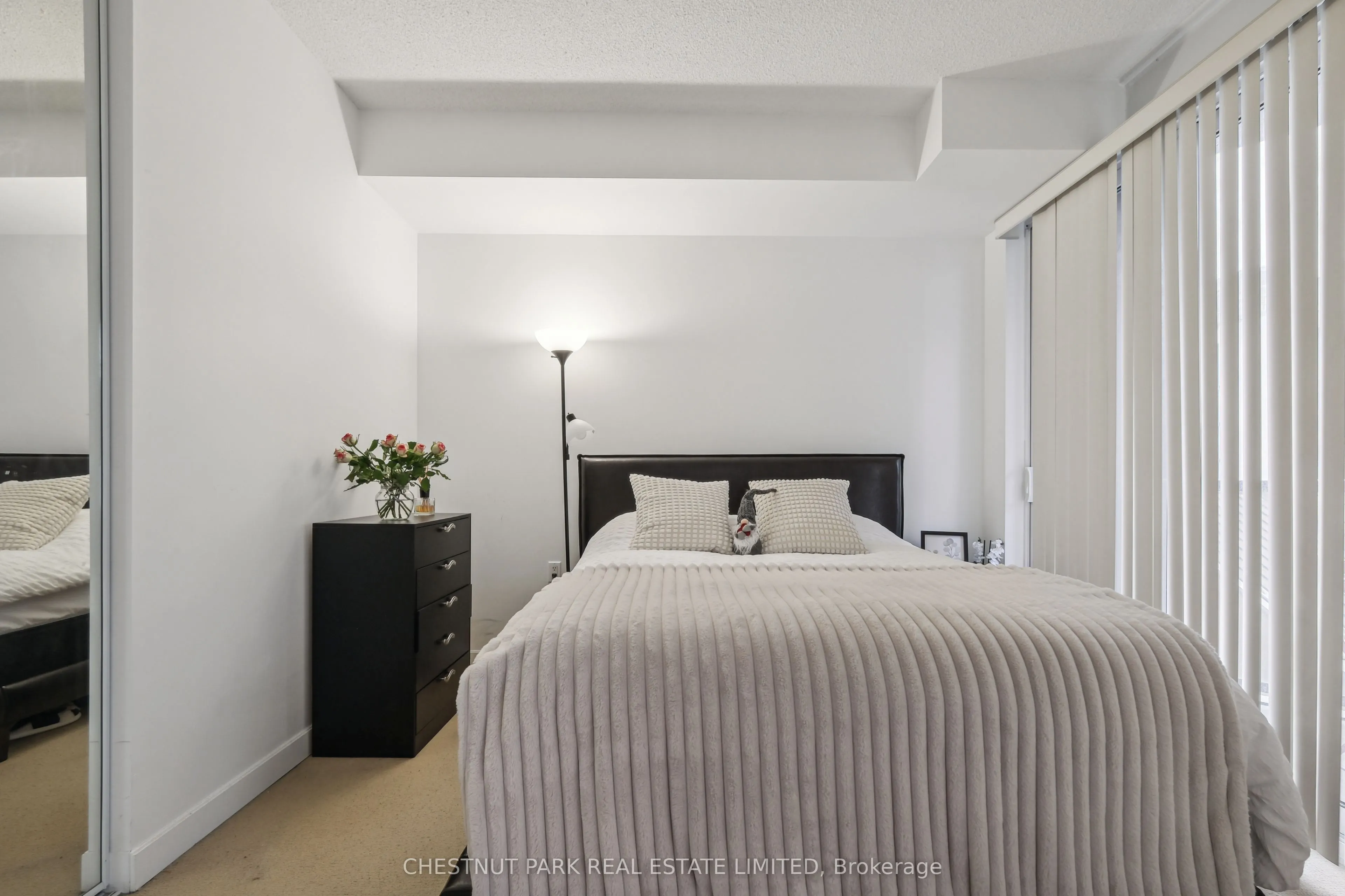 85 Bloor Street E, #1014
