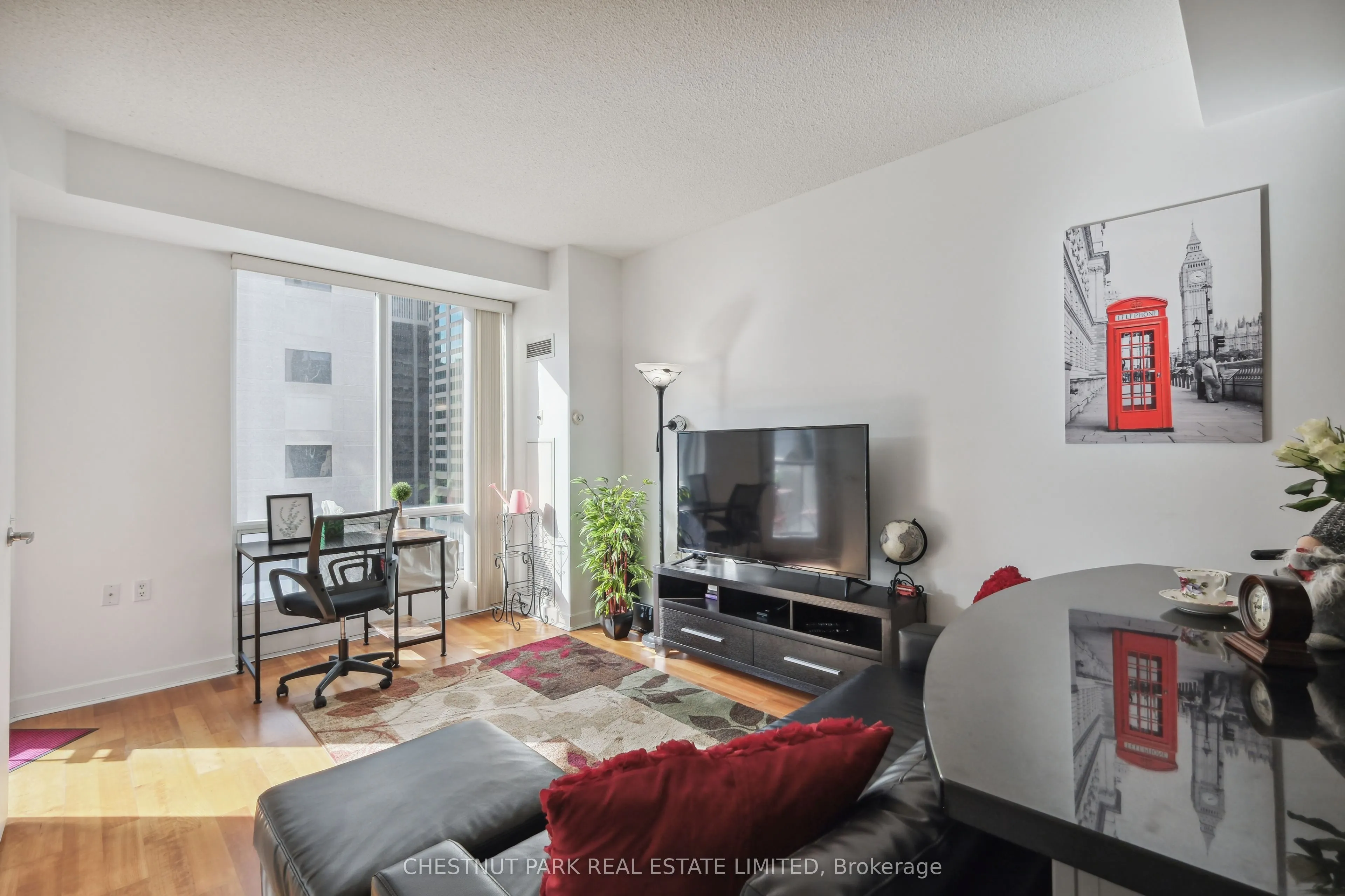 85 Bloor Street E, #1014