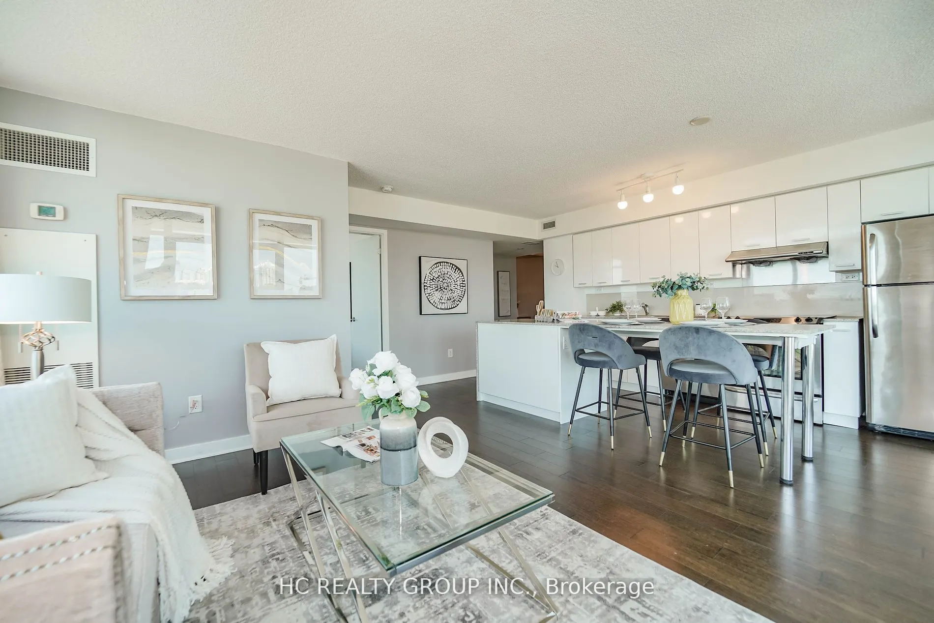 15 Singer Court, #1002
