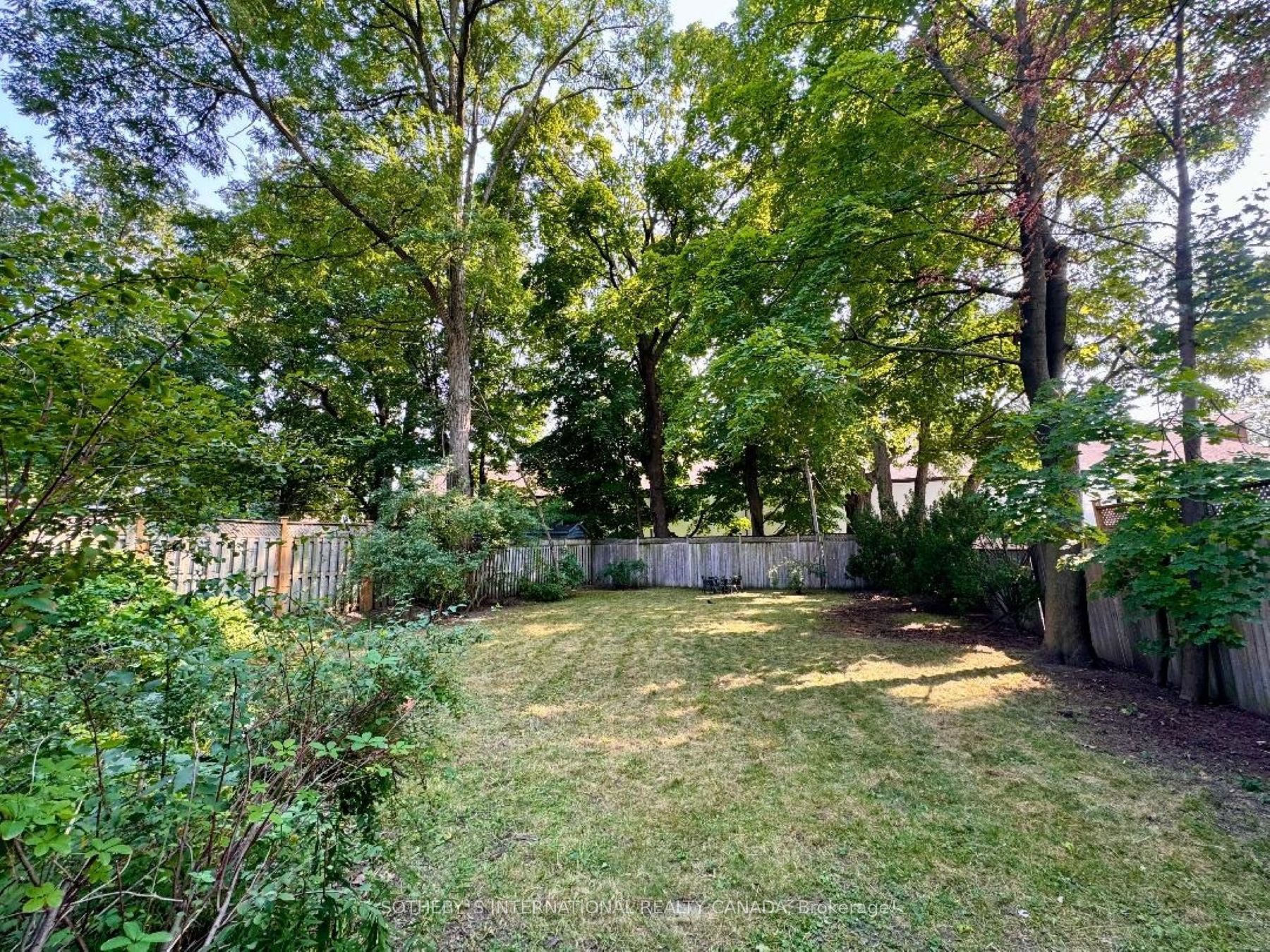 147B Farnham Avenue