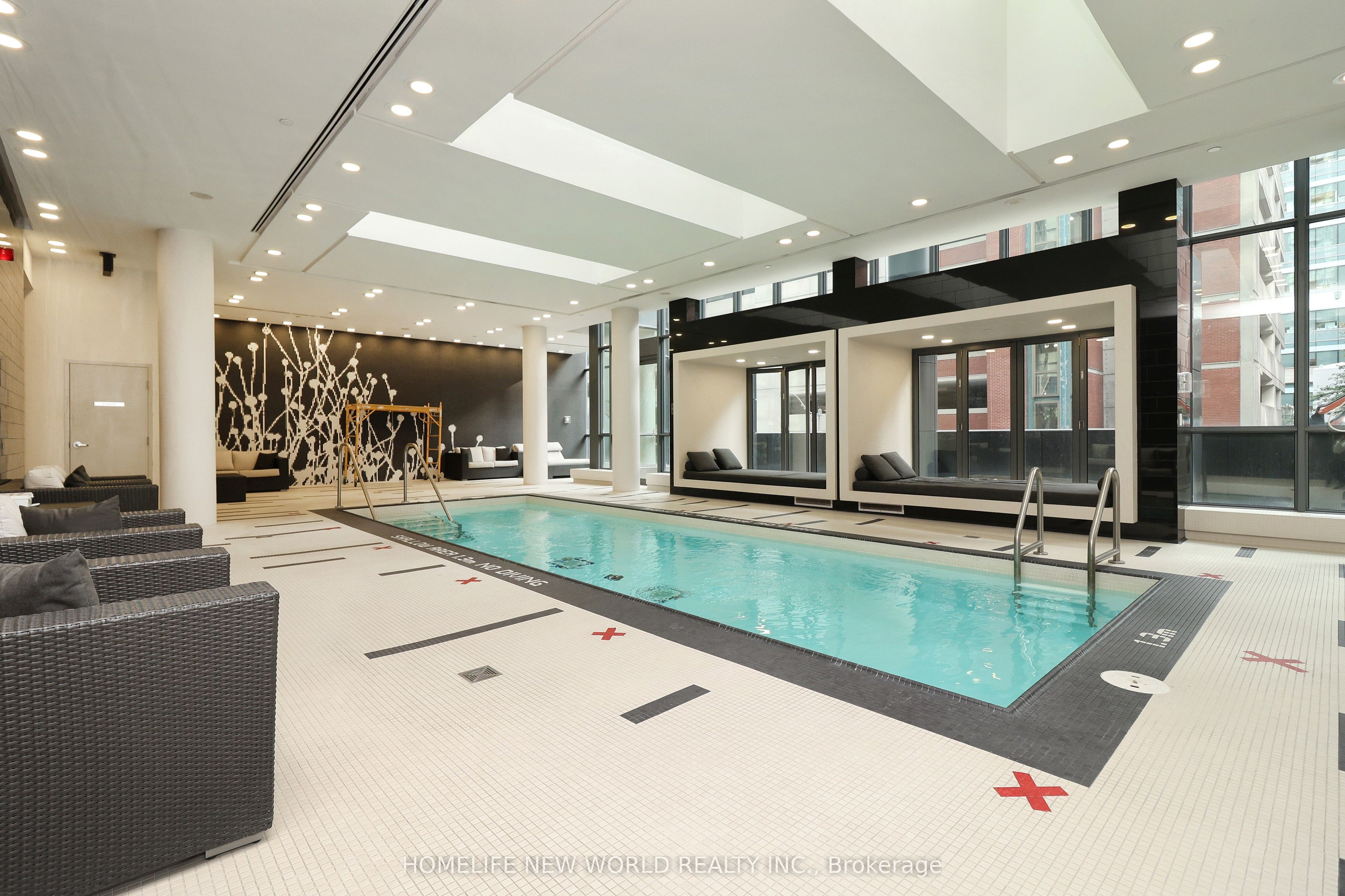 770 Bay Street, #1613