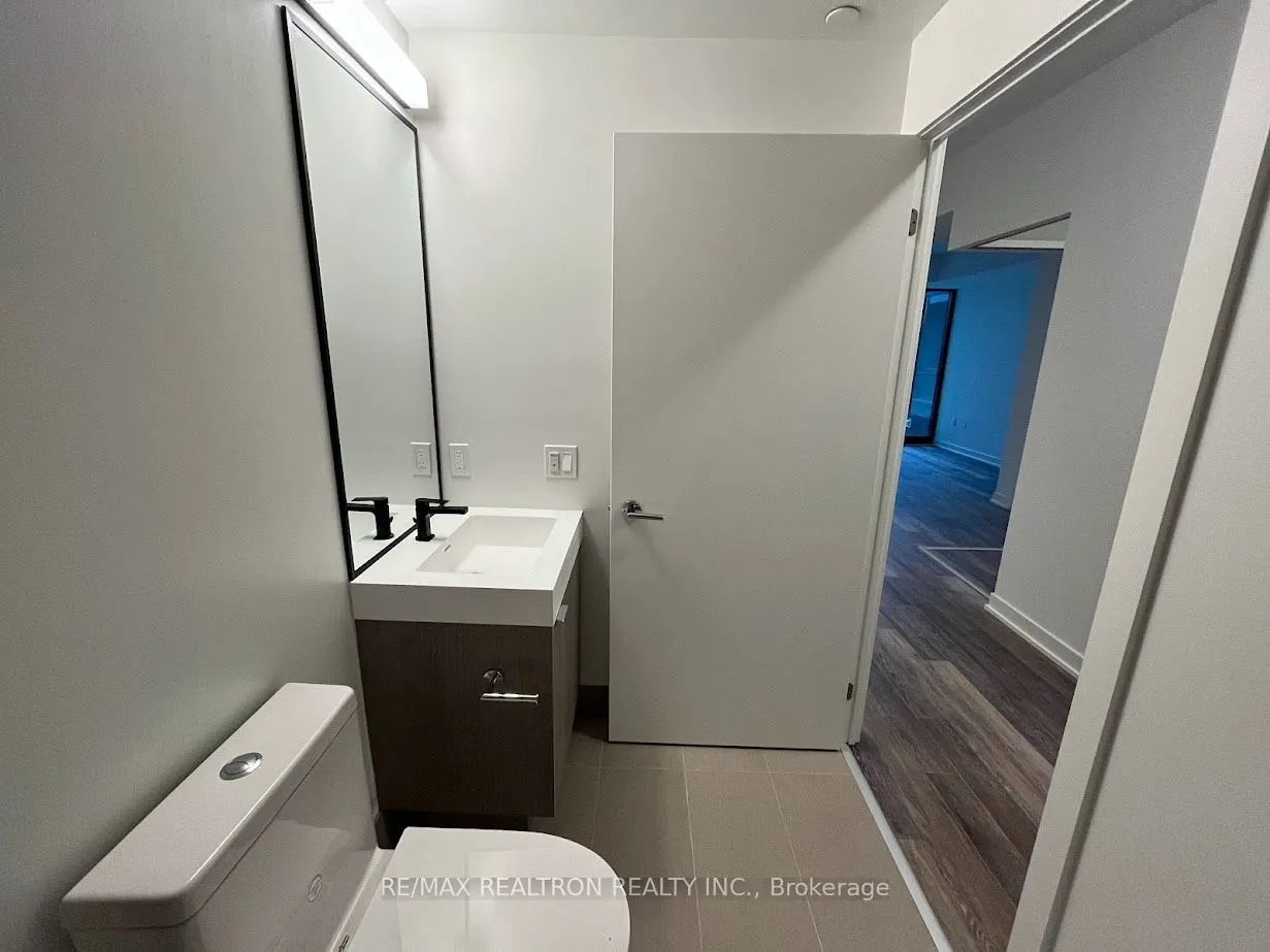 250 Lawrence Avenue W, #601