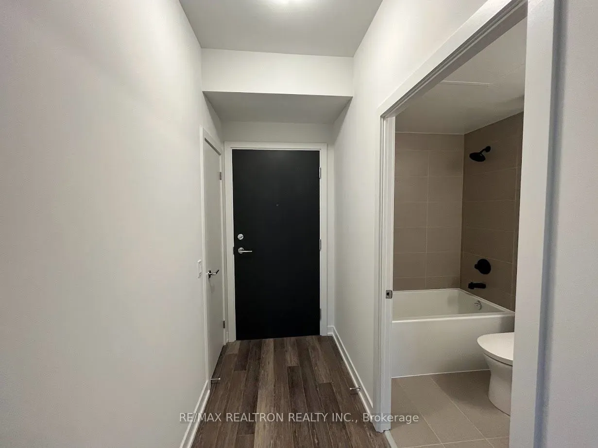 250 Lawrence Avenue W, #601