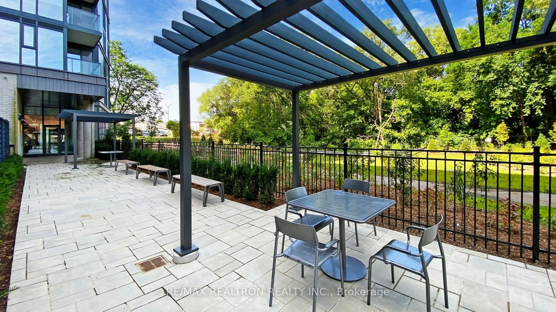 250 Lawrence Avenue W, #601