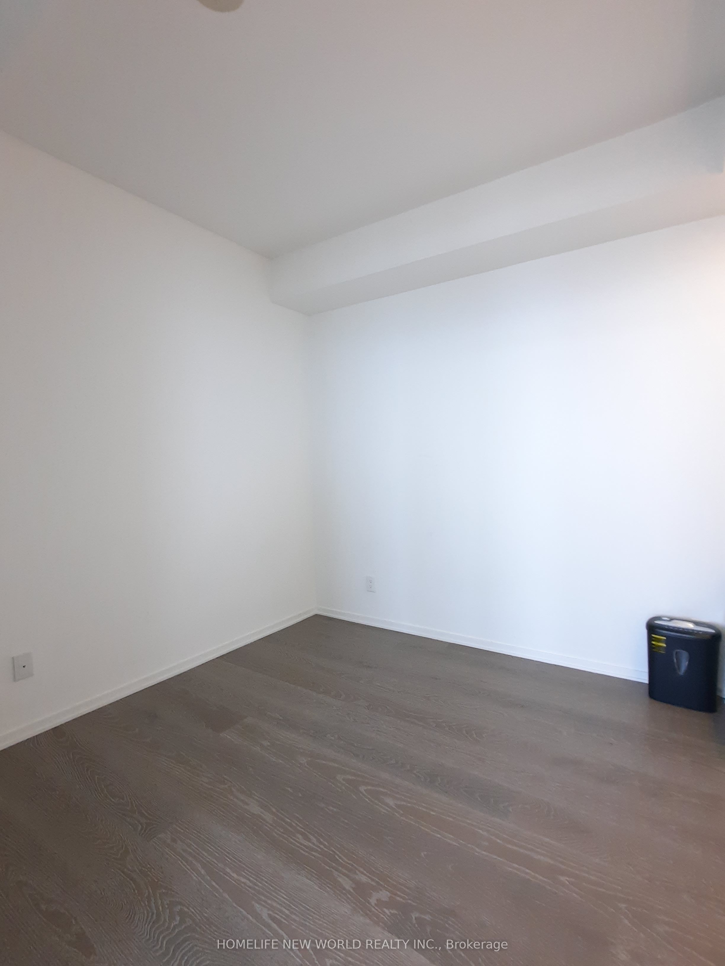 1 Bloor Street E #6902
