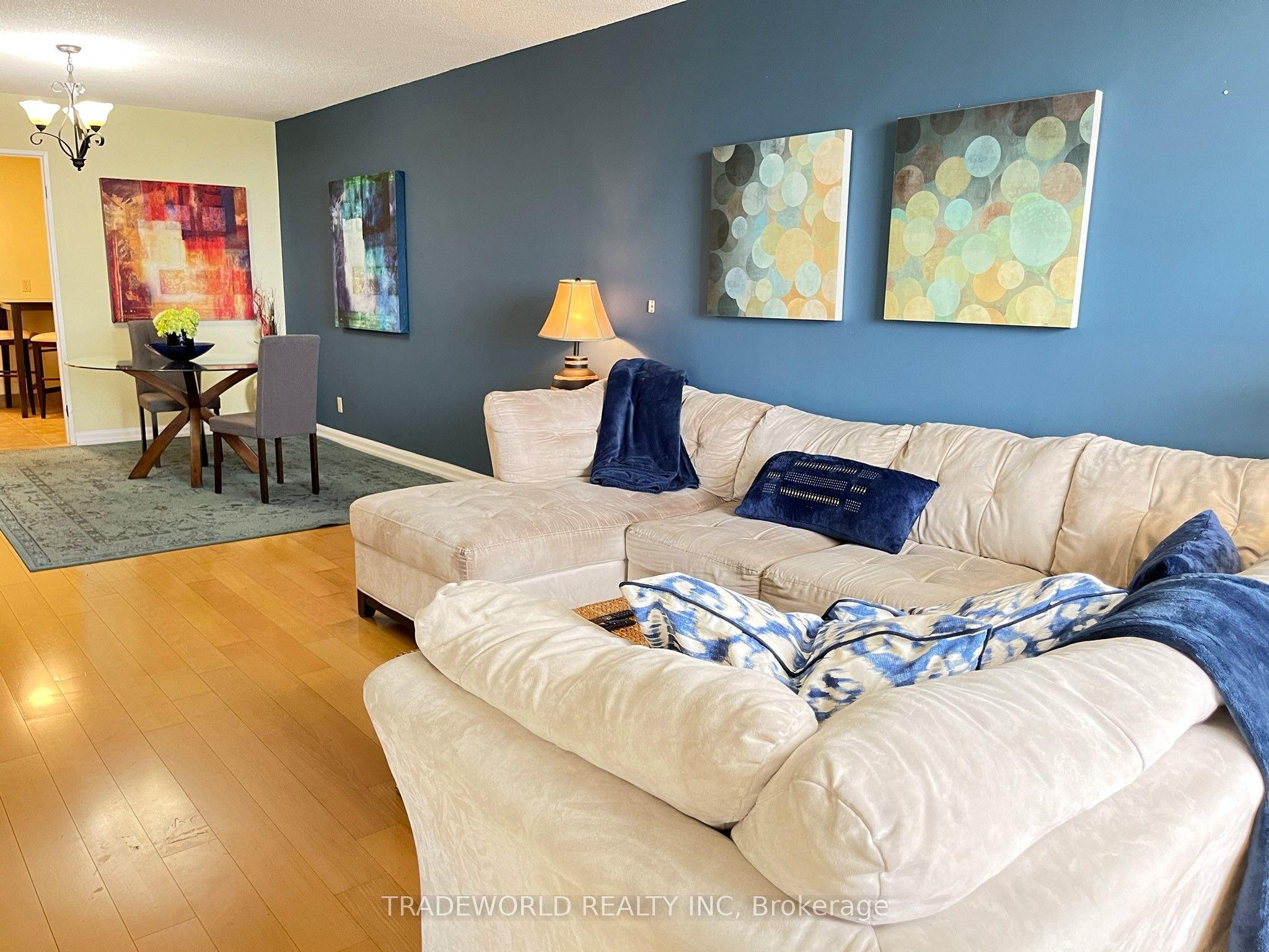215 Wynford Drive #2307