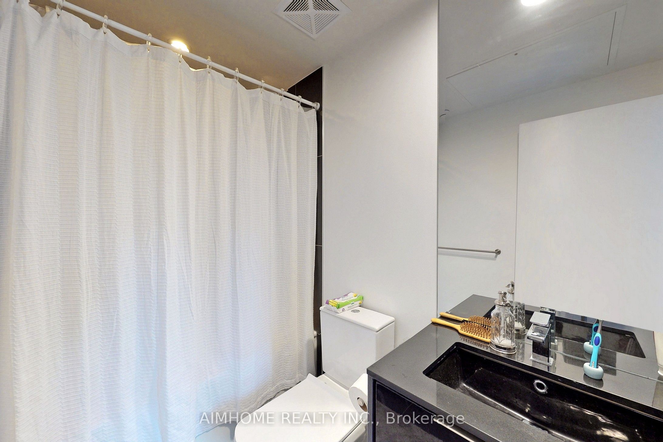 70 Temprance Street, #1415