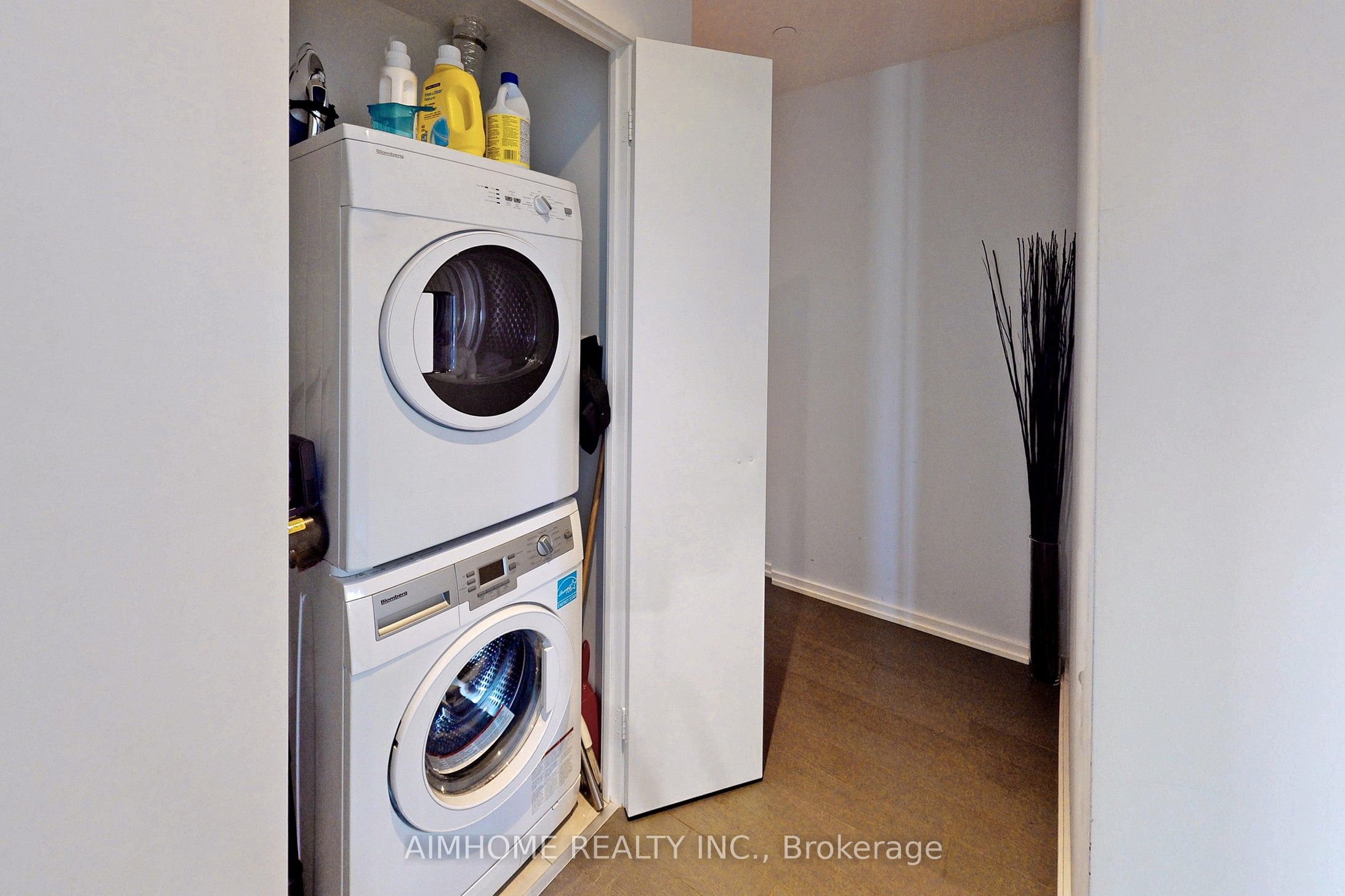 70 Temprance Street, #1415